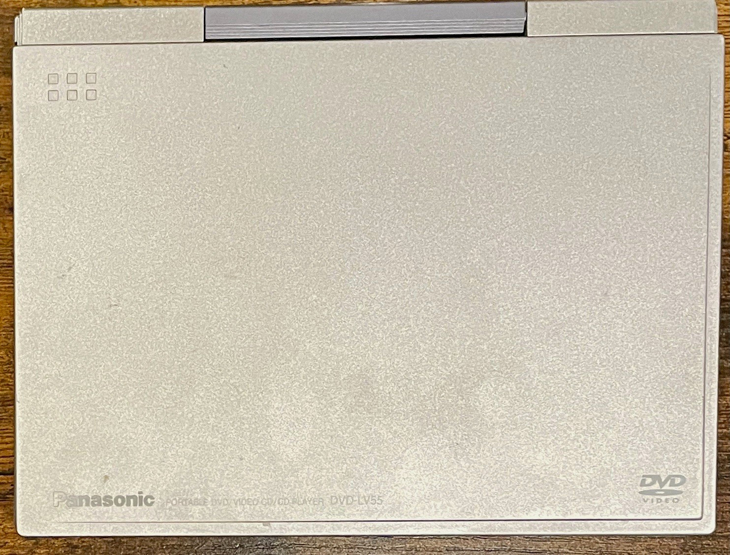 Panasonic DVD-LV55 Portable DVD Player Silver w/ Optical, S-Video, RCA (2000)