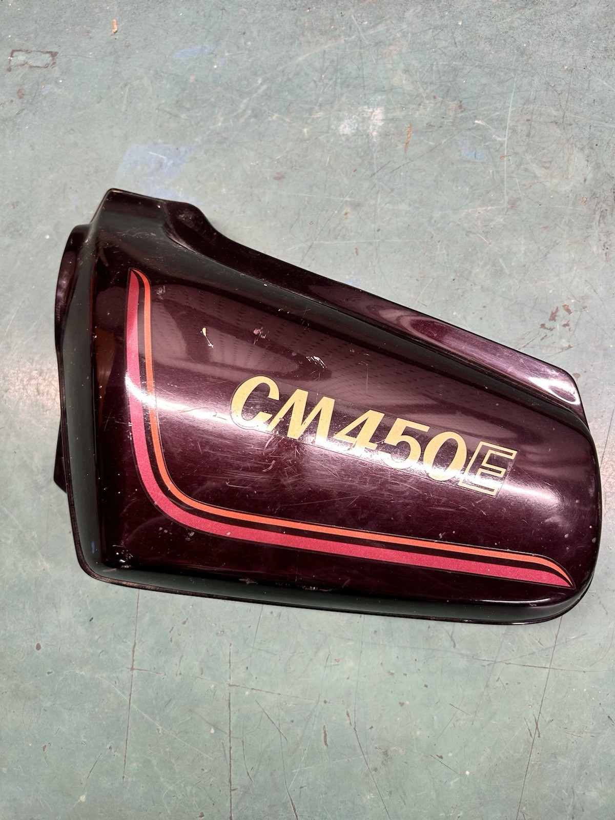 1982 Honda CM450E Maroon Left sidecover Side Cover OEM No Cracks All Tabs