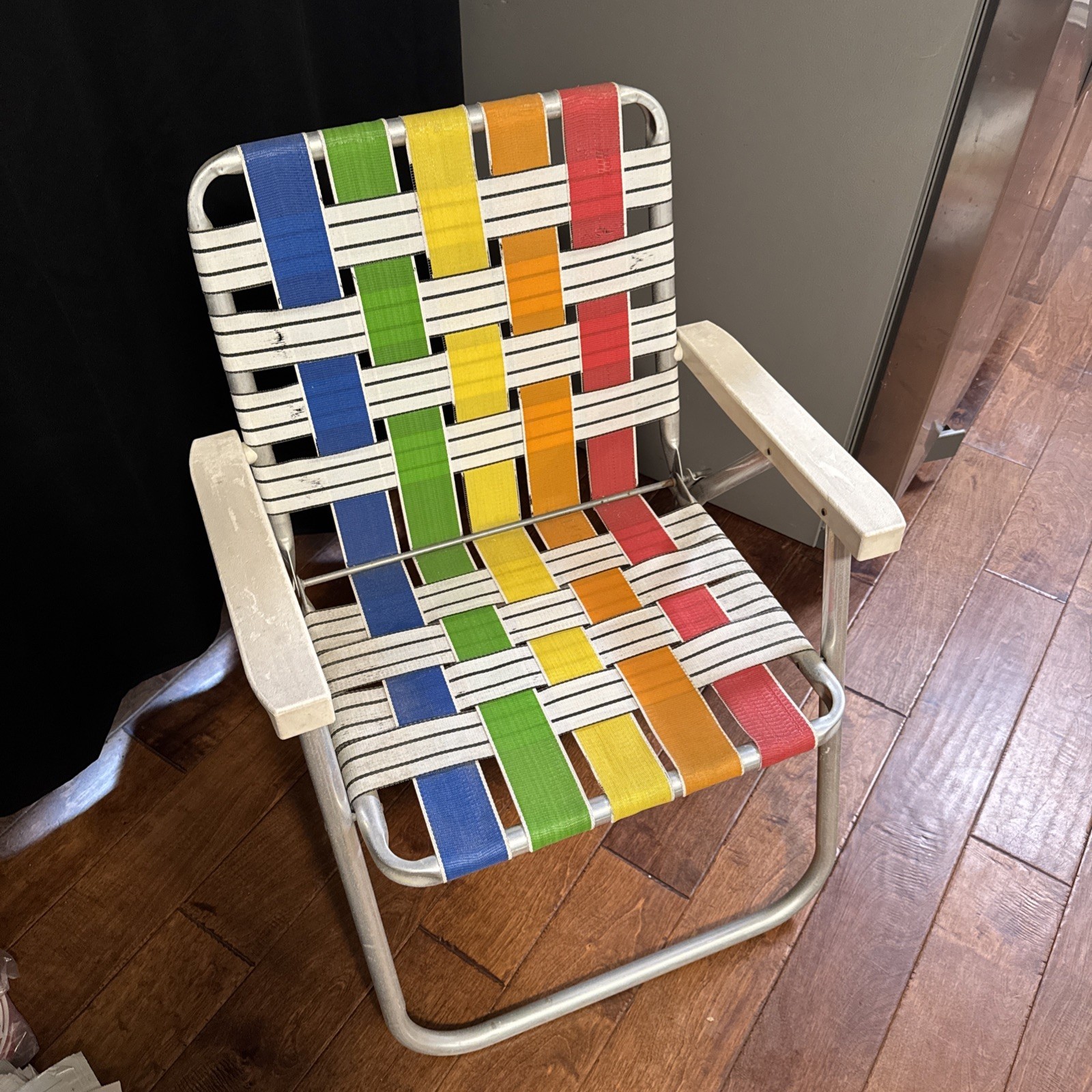 Vintage Red Orange Green Aluminum Beach Lawn Chair Outdoor Folding Nylon Webbed