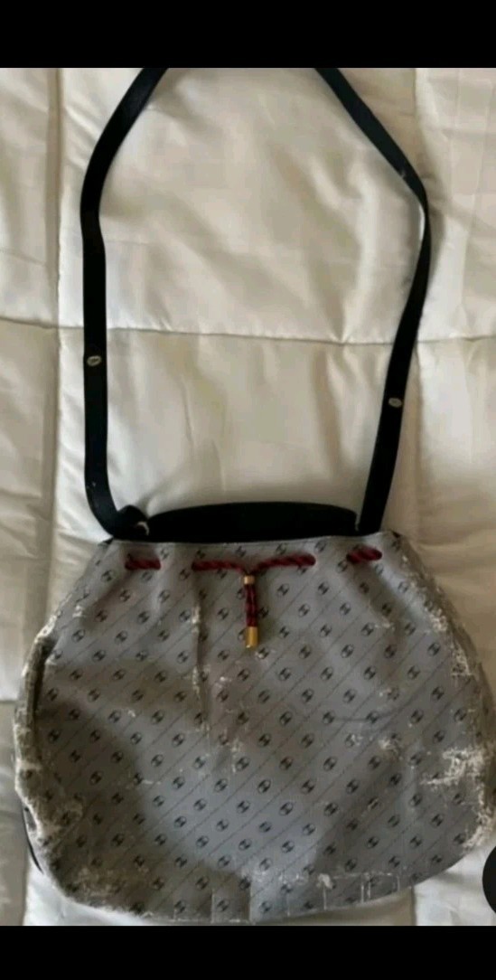 GUCCI Late 1960\'s -Early 70\'s Authentic RARE Purse. PVC Serial Number 116-02-701