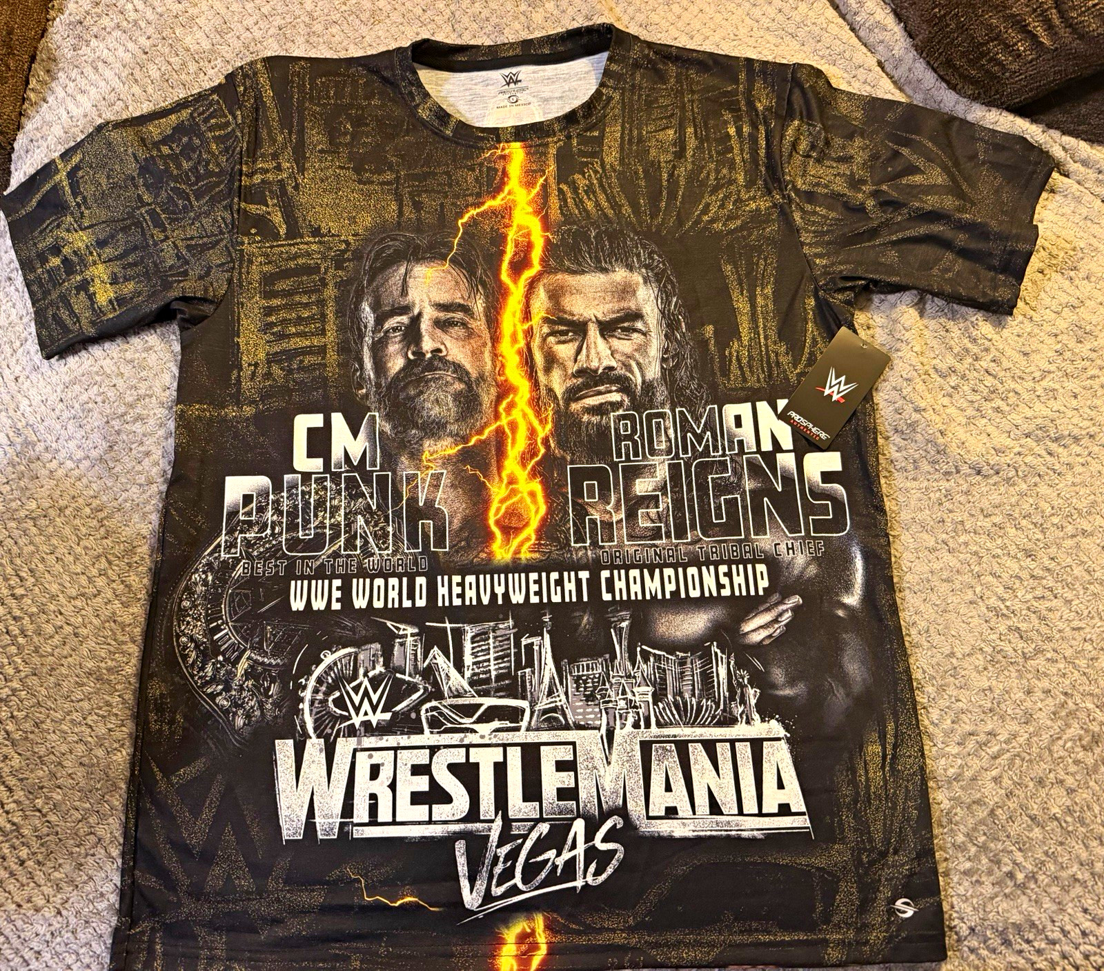 WWE ProSphere Authentic WrestleMania Vegas CM Punk vs Roman Reigns Shirt L