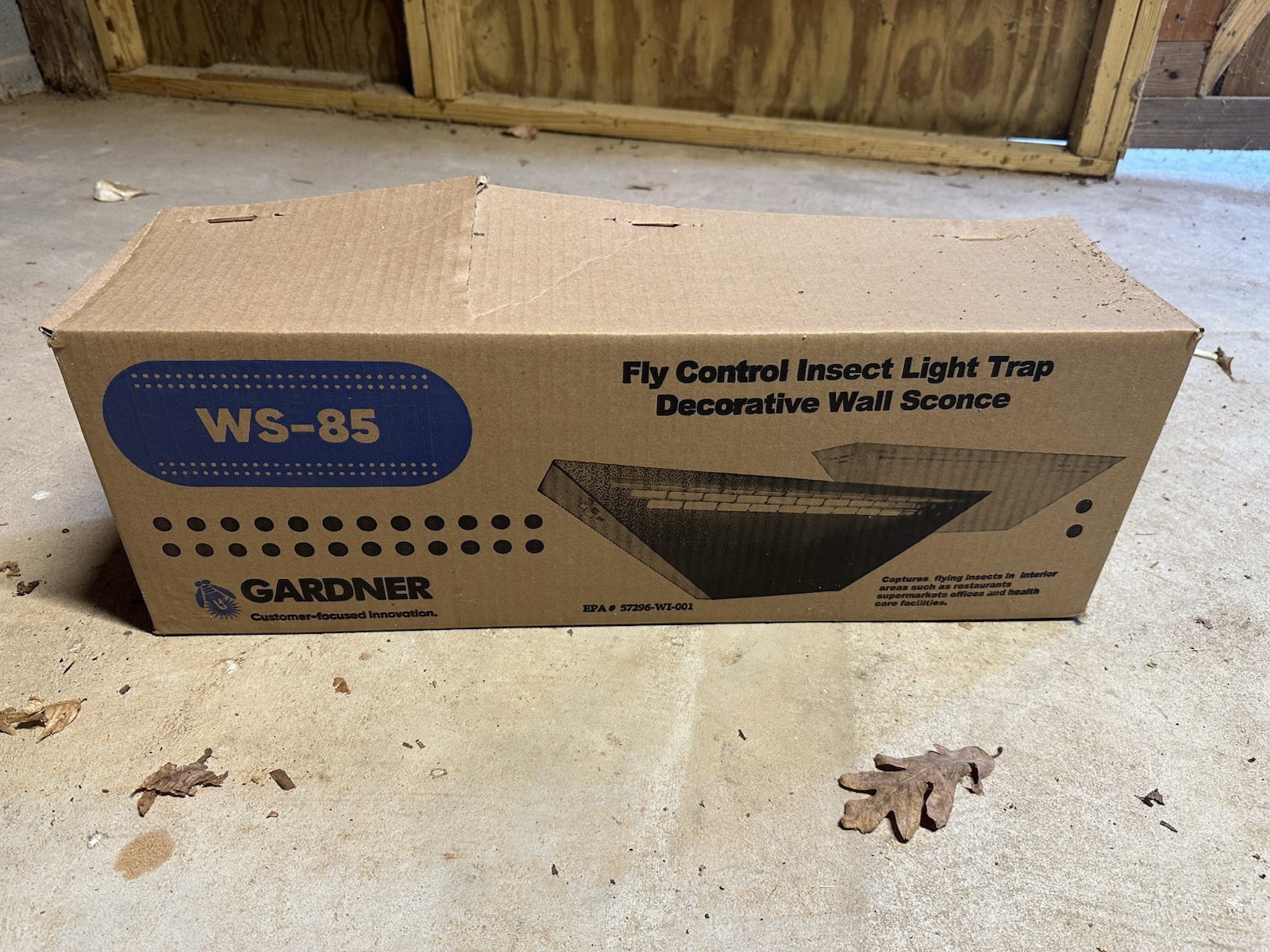 WS-85 White Sconce Fly Light by Gardner - 1 Insect Light Trap