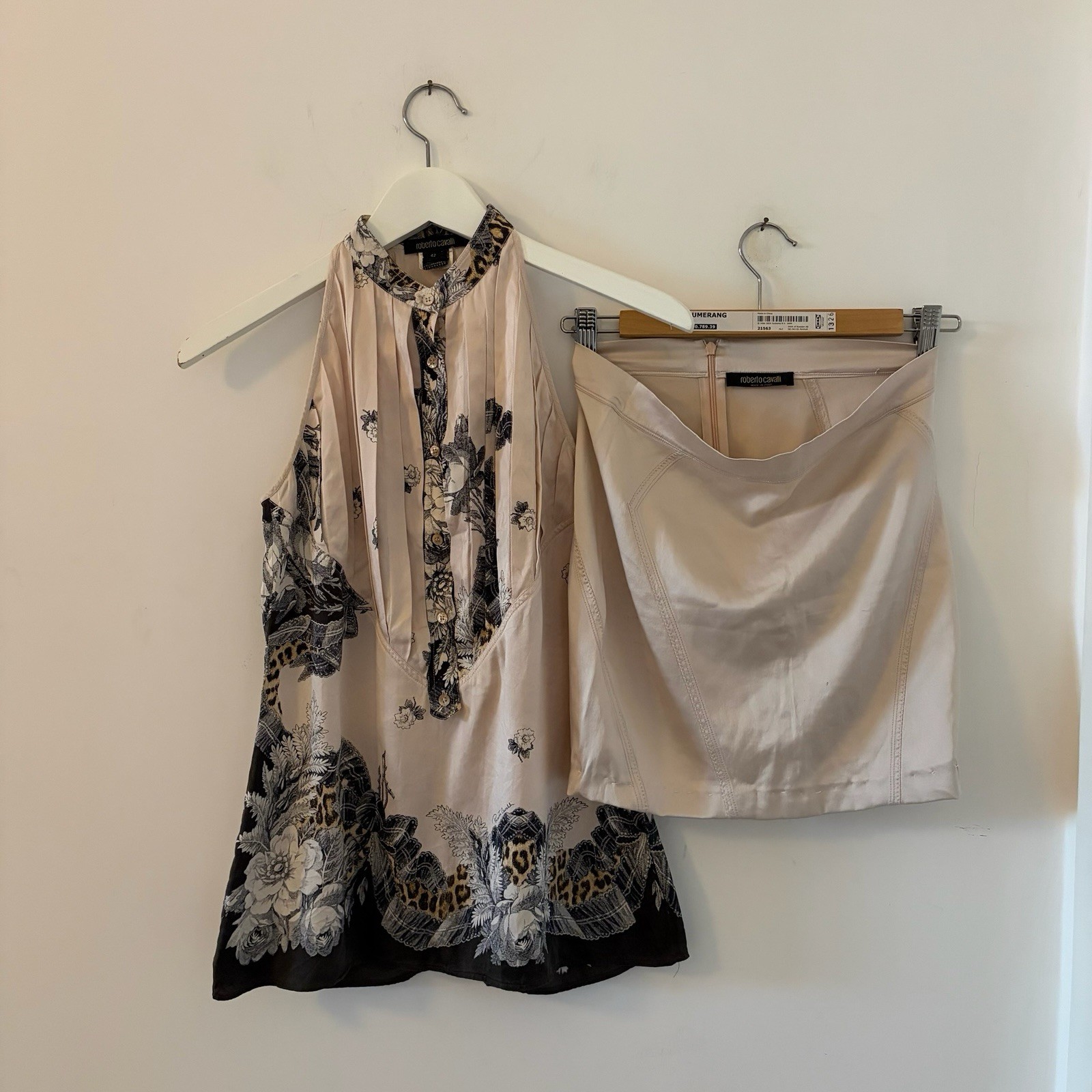 Vintage SS 2005 100% Silk Skirt Set by Roberto Cavalli Size 42 Rare Archive Vintage SS 2005 100% Silk Skirt Set by Roberto Cavalli Size 42 Rare Archive