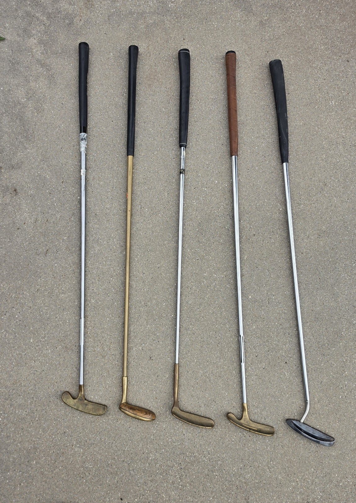 Vintage Acushnet Bullseye Putters Lot Brass 5 Total Slazenger Vintage Acushnet Bullseye Putters Lot Brass 5 Total Slazenger