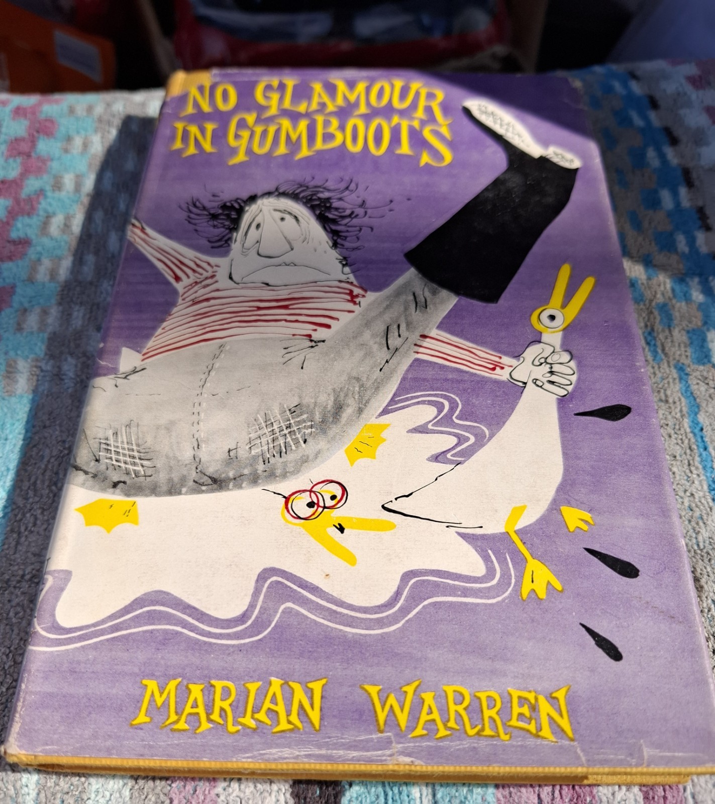 No Glamour In Gumboots by Marian warren  1958 1st Edition.  HCDJ.  VGC