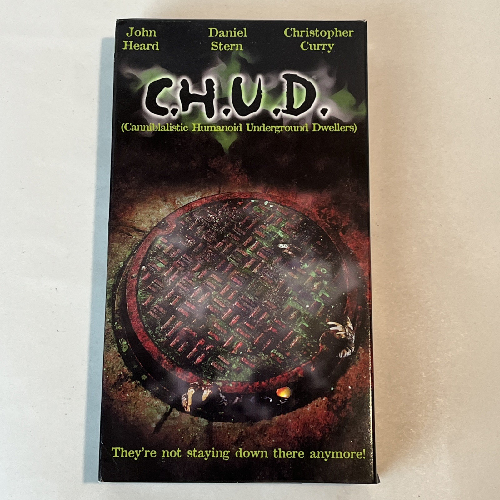 C.H.U.D. (VHS, 1984) *untested* C.H.U.D. (VHS, 1984) *untested*
