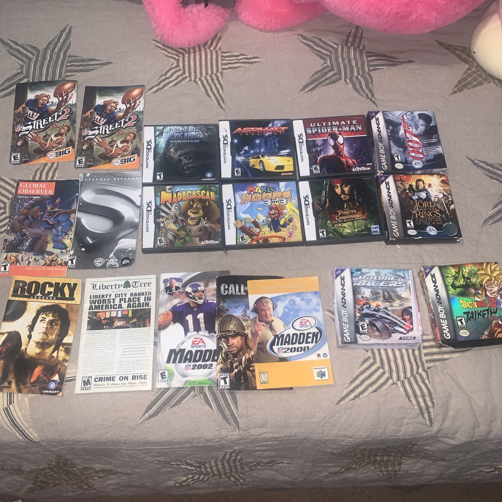 Huge Lot Nintendo DS and Ps2 Video Game Cases and Manuals NO Games(Read]