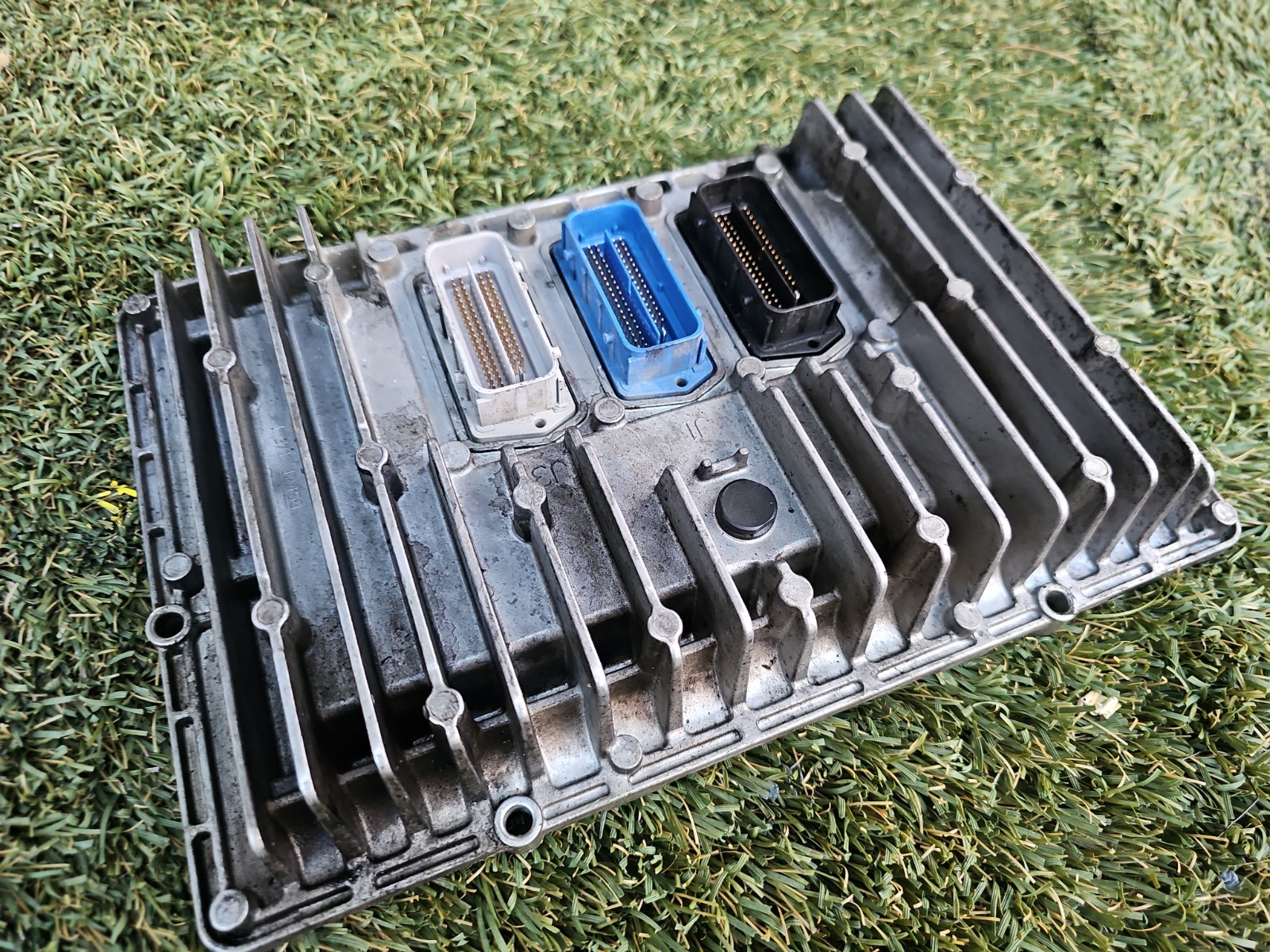 13-14 SIERRA SILVERADO EXPRESS 6.6L DURAMAX ECU ENGINE CONTROL MODULE 12655121