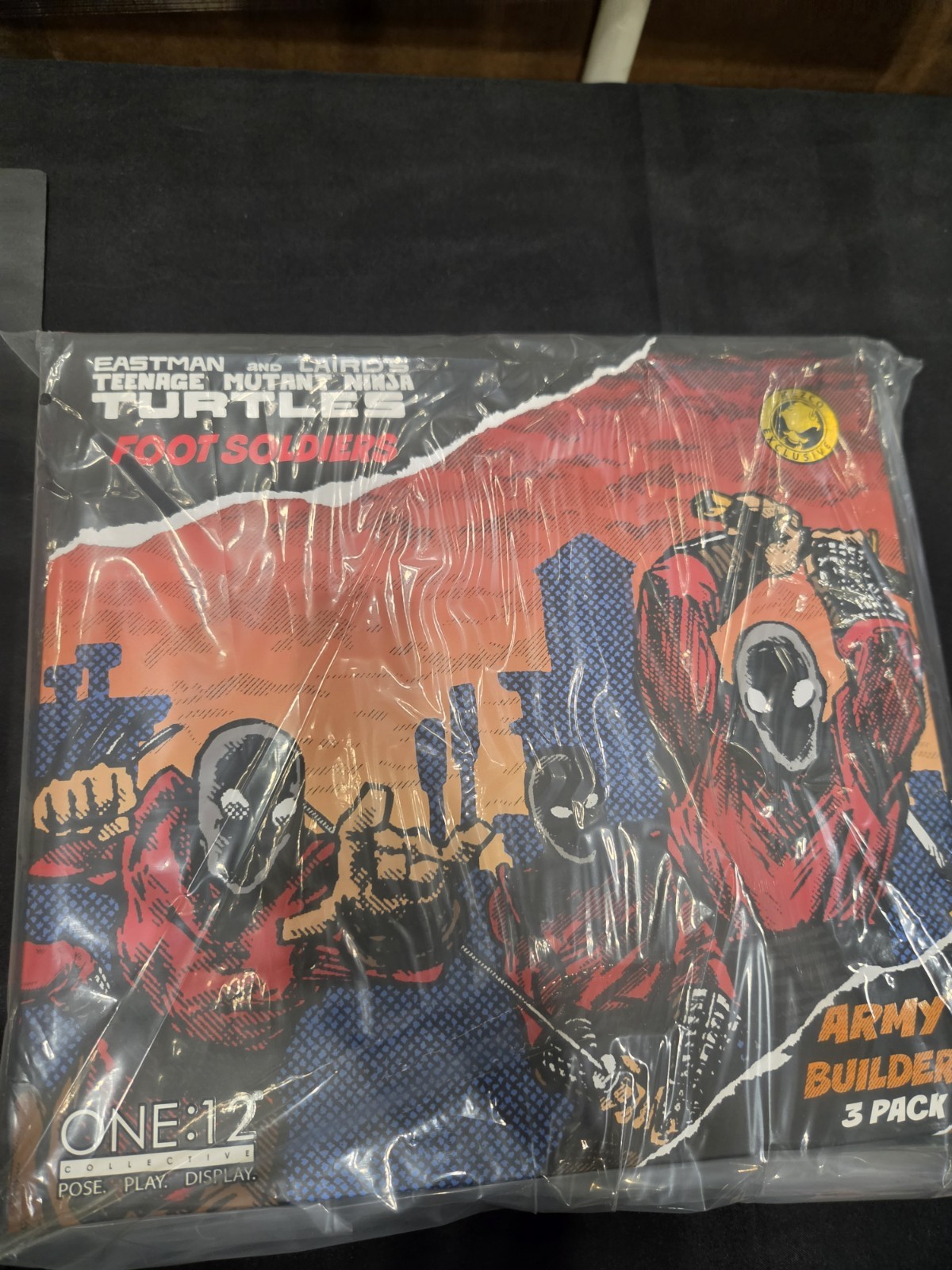 NYCC Mezco Toyz One:12 Collective TMNT Foot Soldiers Comic Version In Hand R@RE