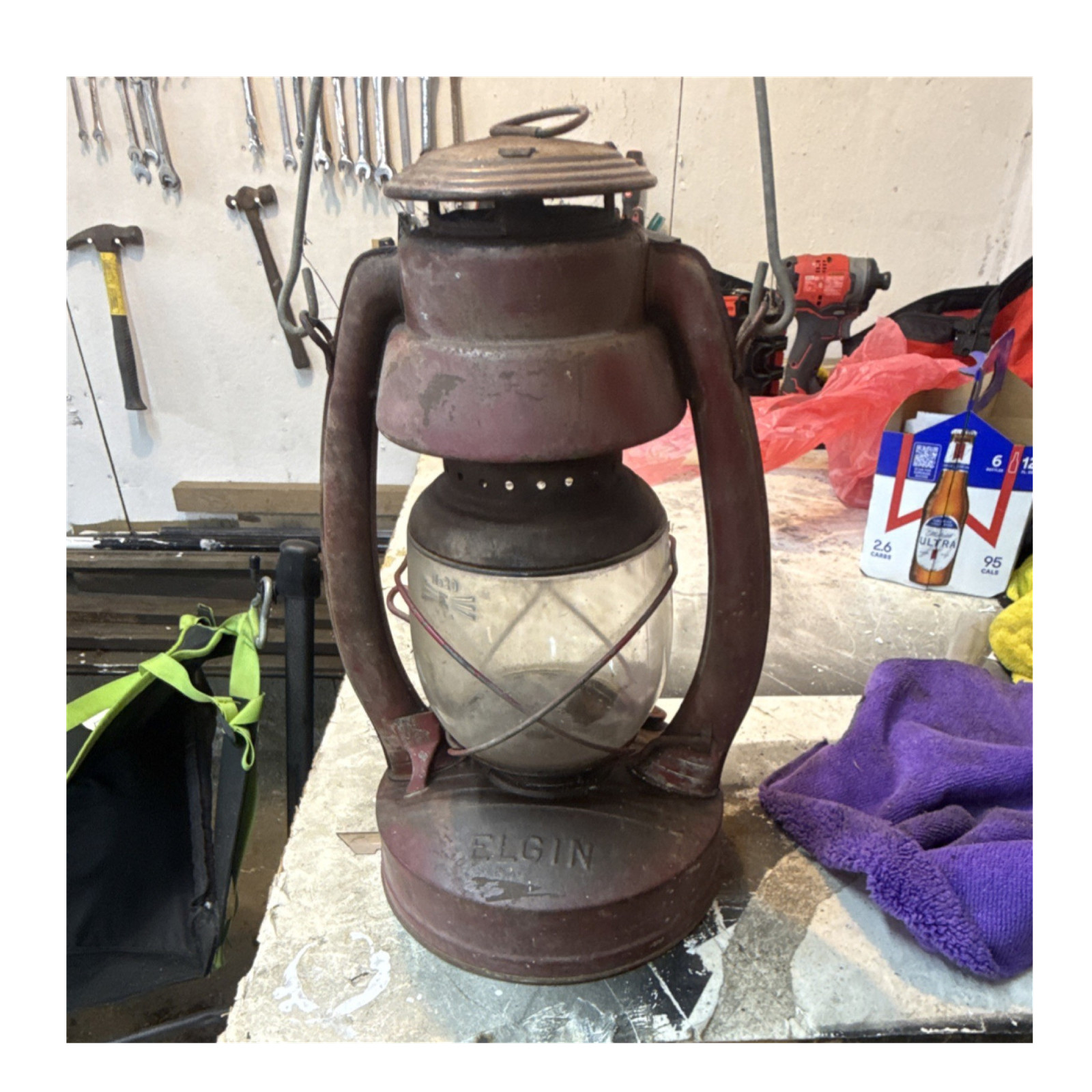Vintage 1938-1942  elgin kerosene hurricane  lantern by dietz red patina barn 