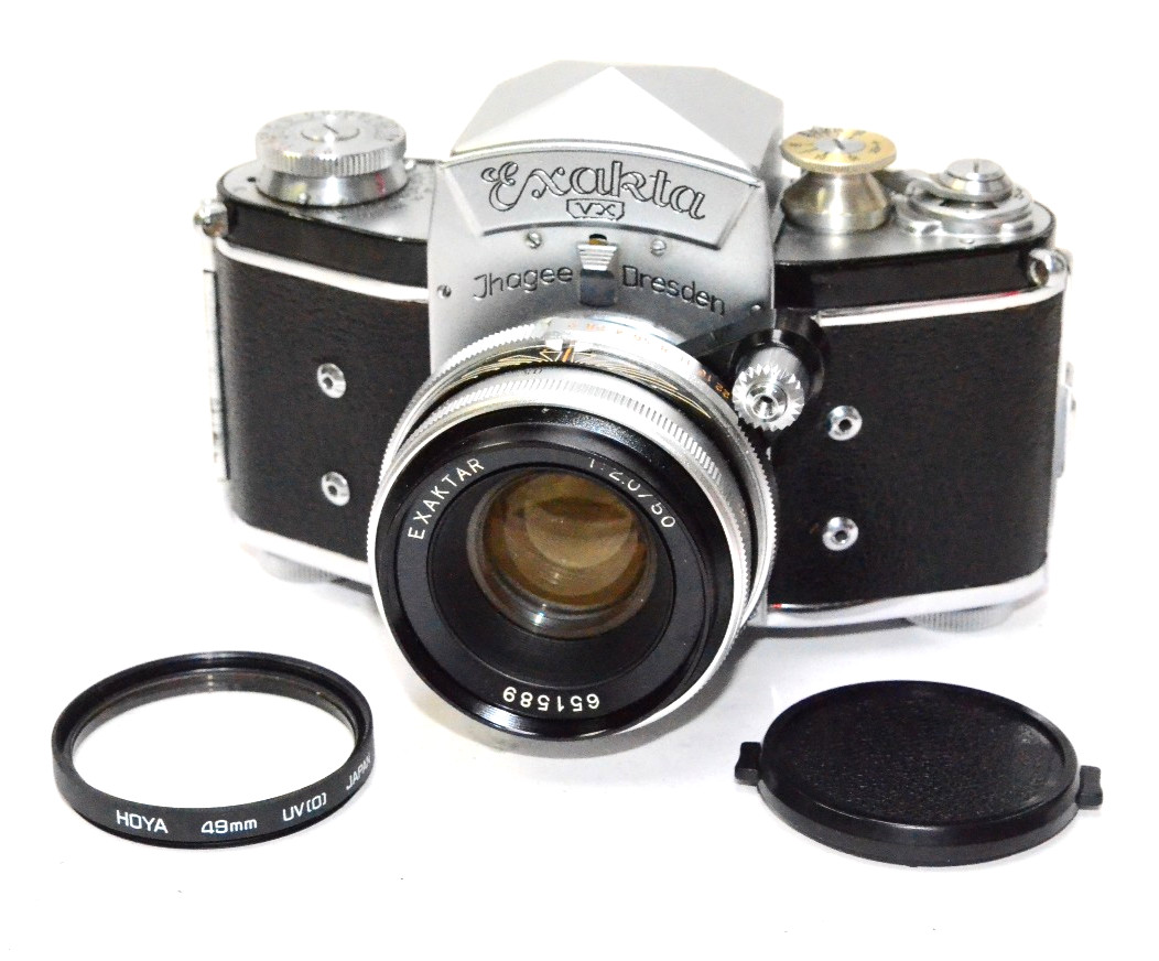 Exakta VX Ihagee Dresden with Exaktar 50mm f/2 lens. In near mint condition.