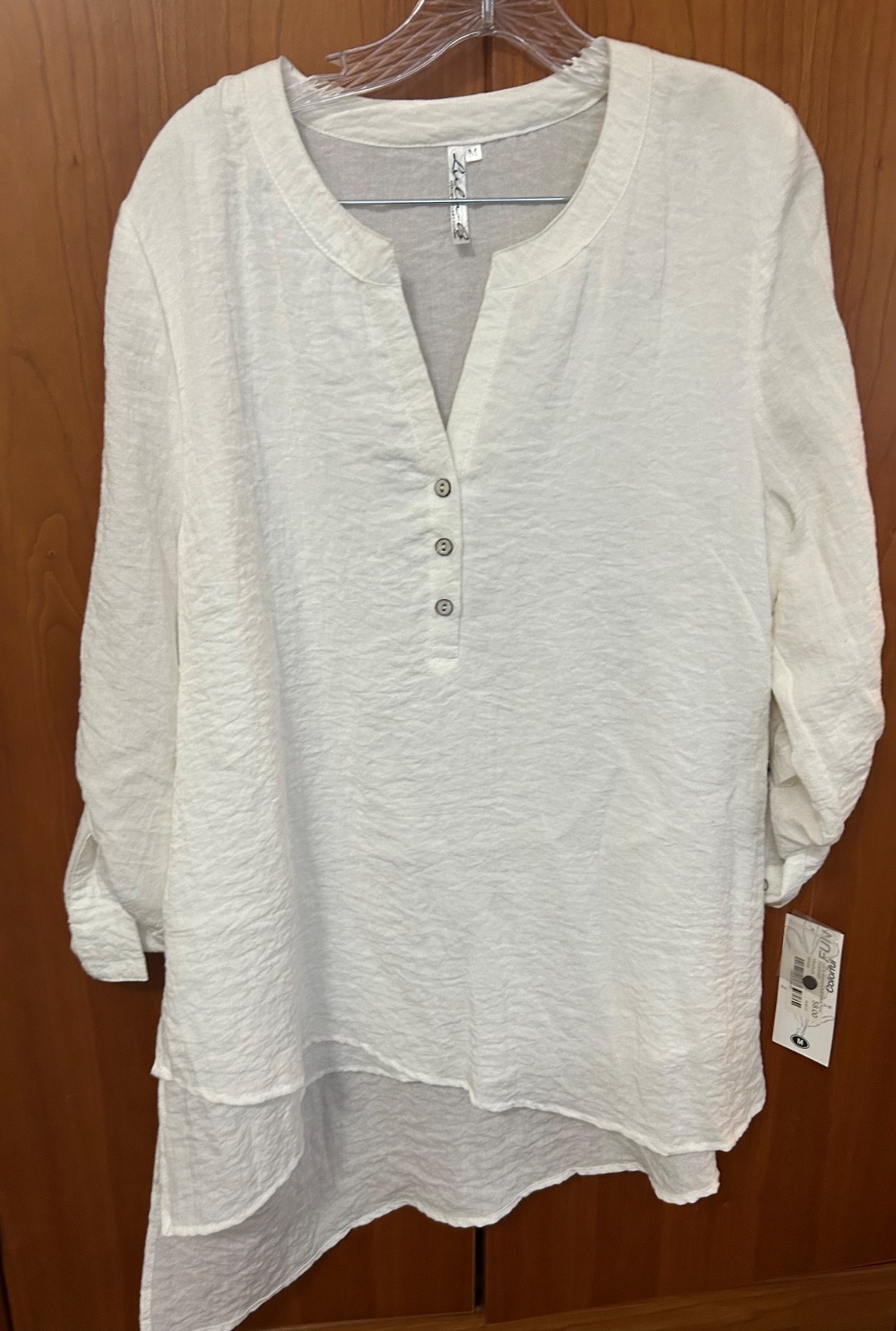 Lulu B White Blouse M NWT Roll Sleeve Tunic Style