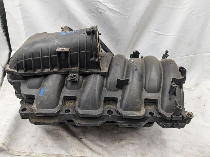 2010-2011 Dodge Dakota 4.7L Intake Manifold Genuine Assembly OEM