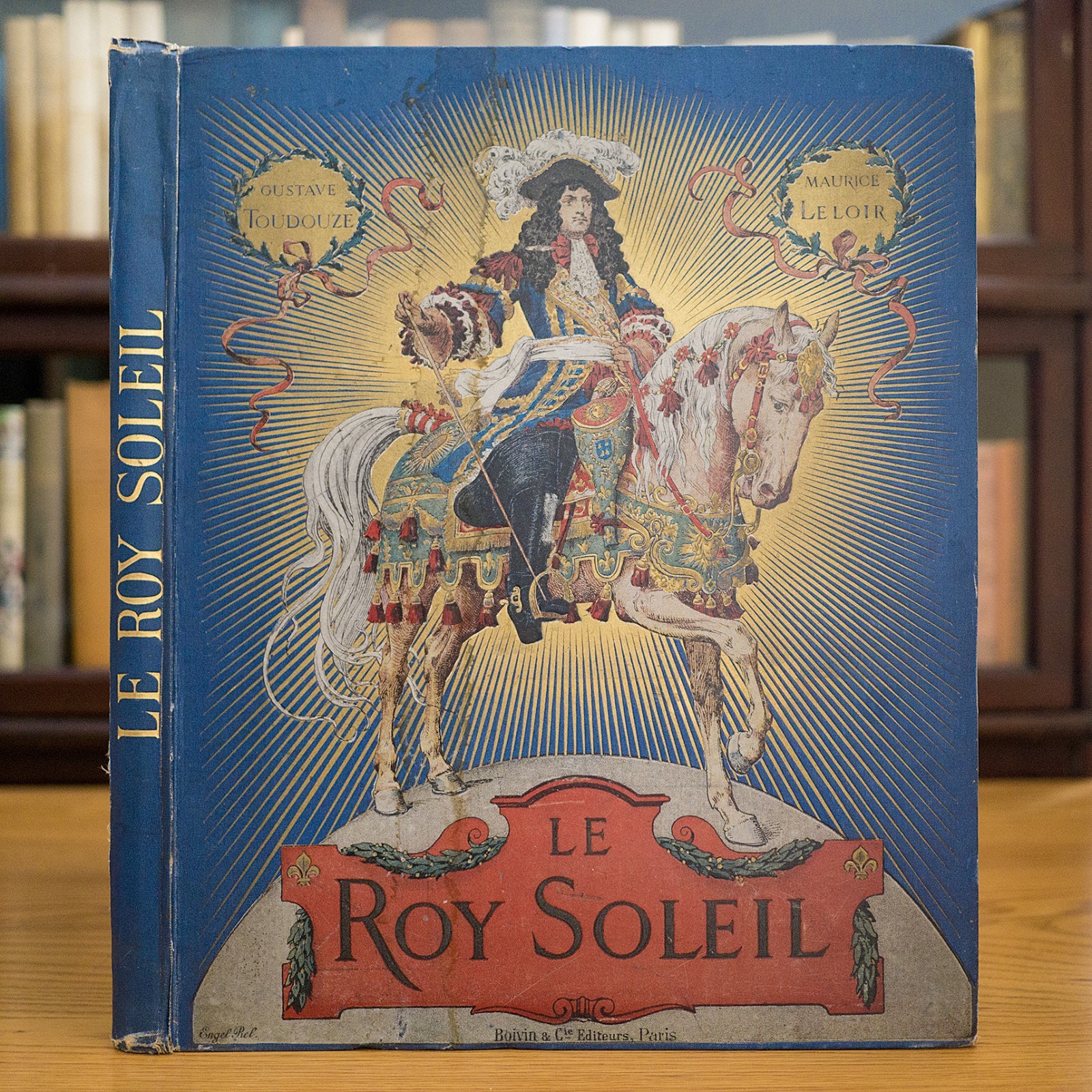1917 LOUIS XIV ANTIQUE BOOK VERSAILLE ROYAL MILITARY ZODIAC OCCULT MYTH LEGEND 1917 LOUIS XIV ANTIQUE BOOK VERSAILLE ROYAL MILITARY ZODIAC OCCULT MYTH LEGEND