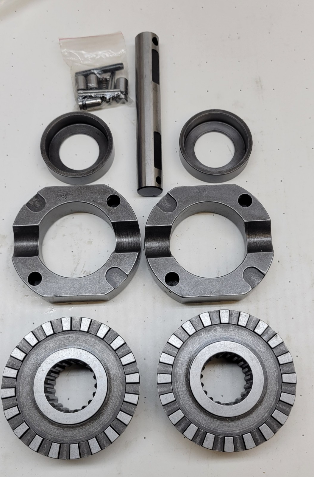Nitro Gear & Axle Dana 44 lunchbox locker, 19-spline axle