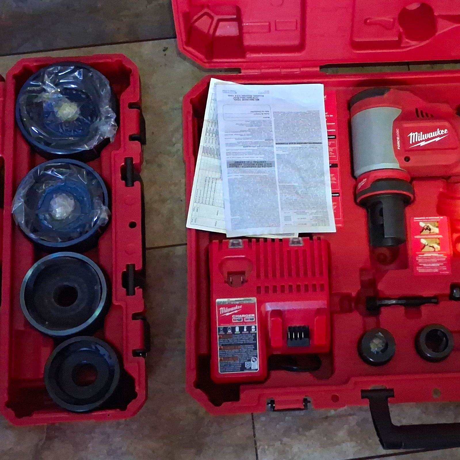 Milwaukee Force Logic Hydraulic Knockout Punch Set w/ Red Case
