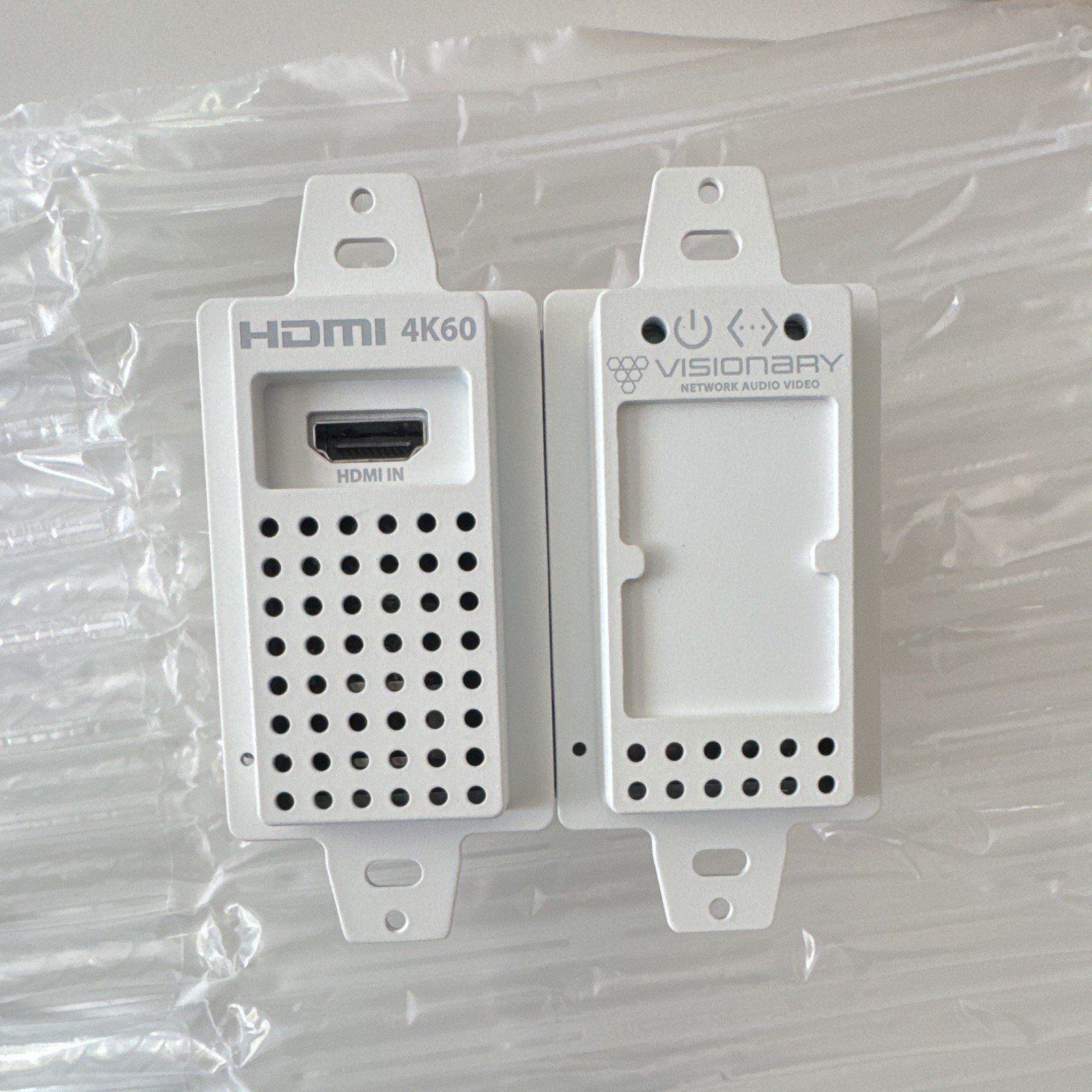 Visionary E5-WP-H 4K60 HDMI Only White Wall Plate A/V Transmitter w/ LAN Visionary E5-WP-H 4K60 HDMI Only White Wall Plate A/V Transmitter w/ LAN