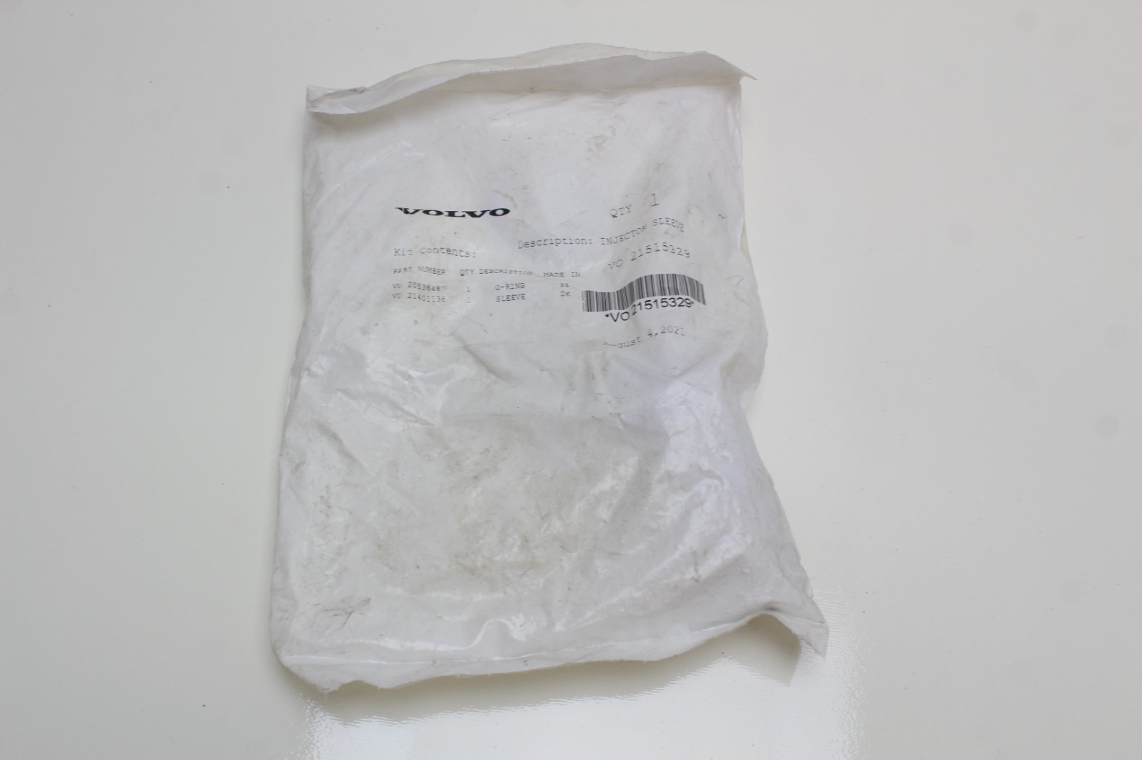 Genuine OEM Volvo  Fuel Injector Sleeve 21515329