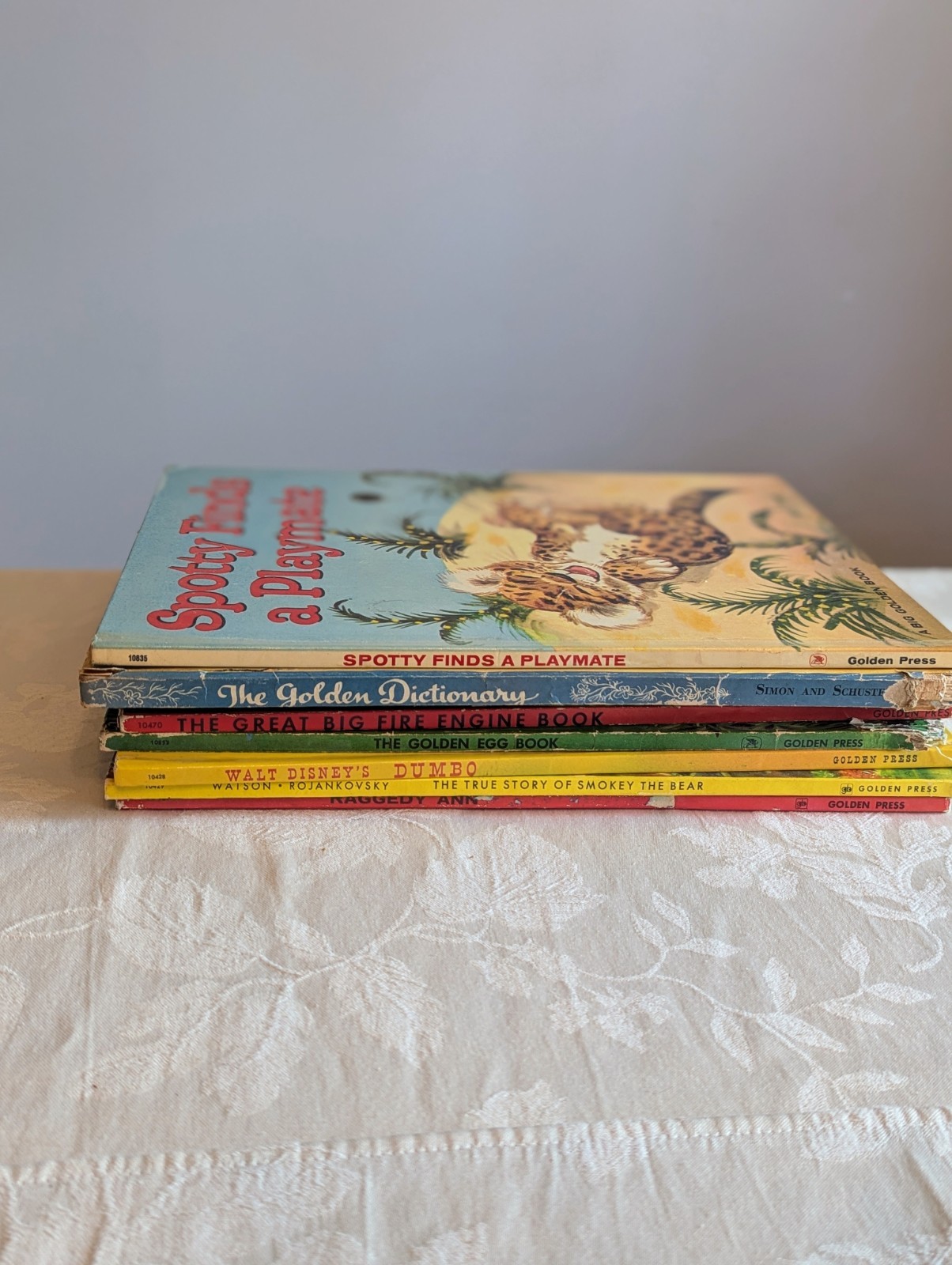8 VTG HC Big Golden Books Childrens  1940s-70s Dumbo Disney Raggedy Ann Spotty
