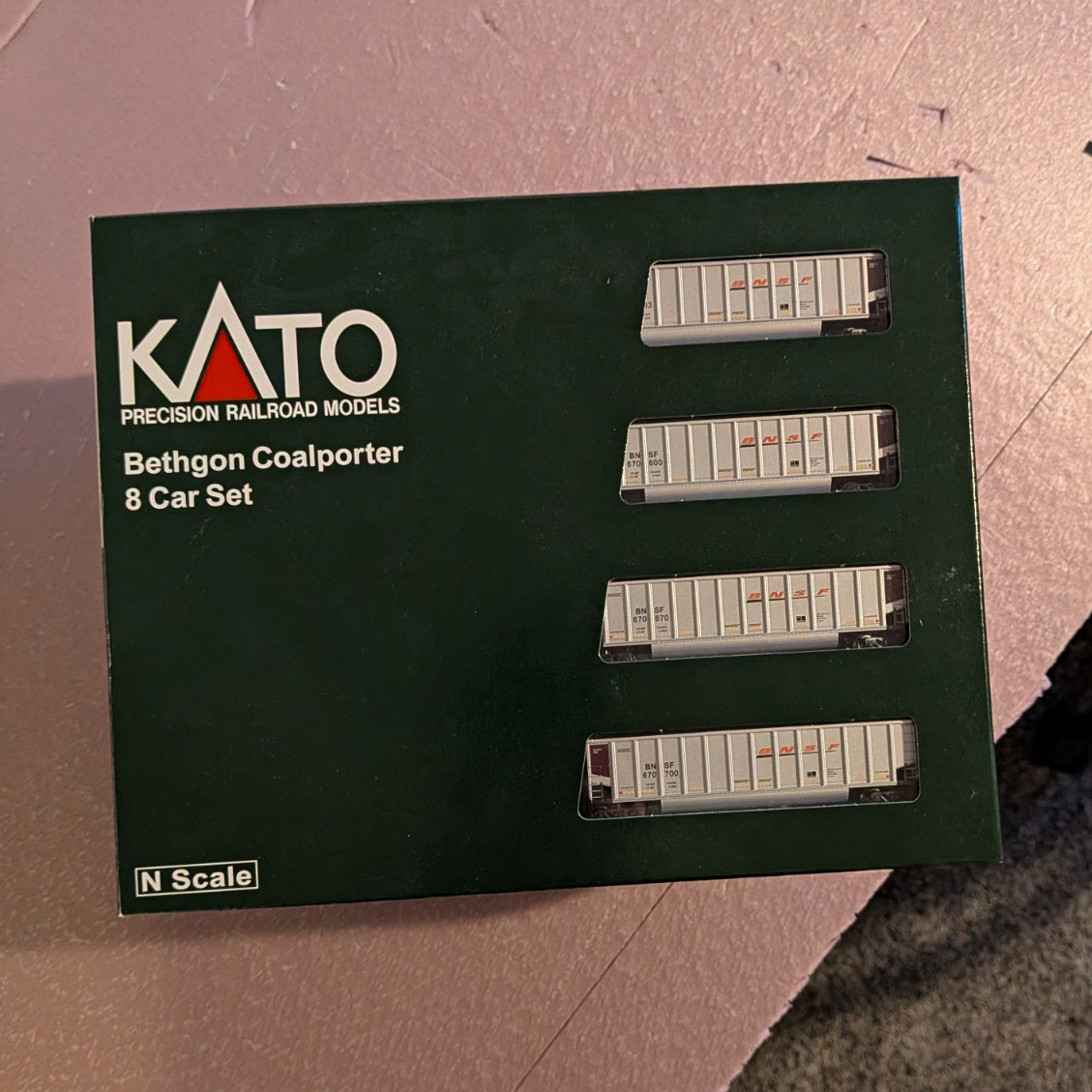 KATO N Scale/N Gauge Bethgon Coalporter Gray Freight Car 8-Car Set