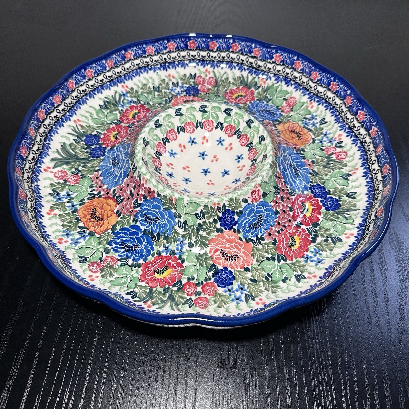 UNIKAT Polish Pottery Handmade - Floral Scalloped Chip N Dip Server 12” Signed UNIKAT Polish Pottery Handmade - Floral Scalloped Chip N Dip Server 12” Signed