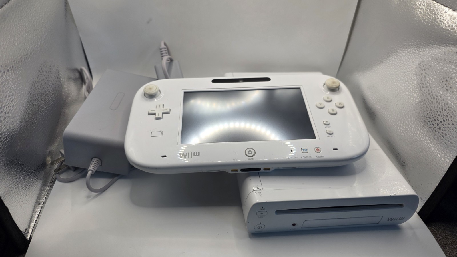 Nintendo Wii U WUP-001(02) 8GB White Console Nintendo Wii U WUP-001(02) 8GB White Console