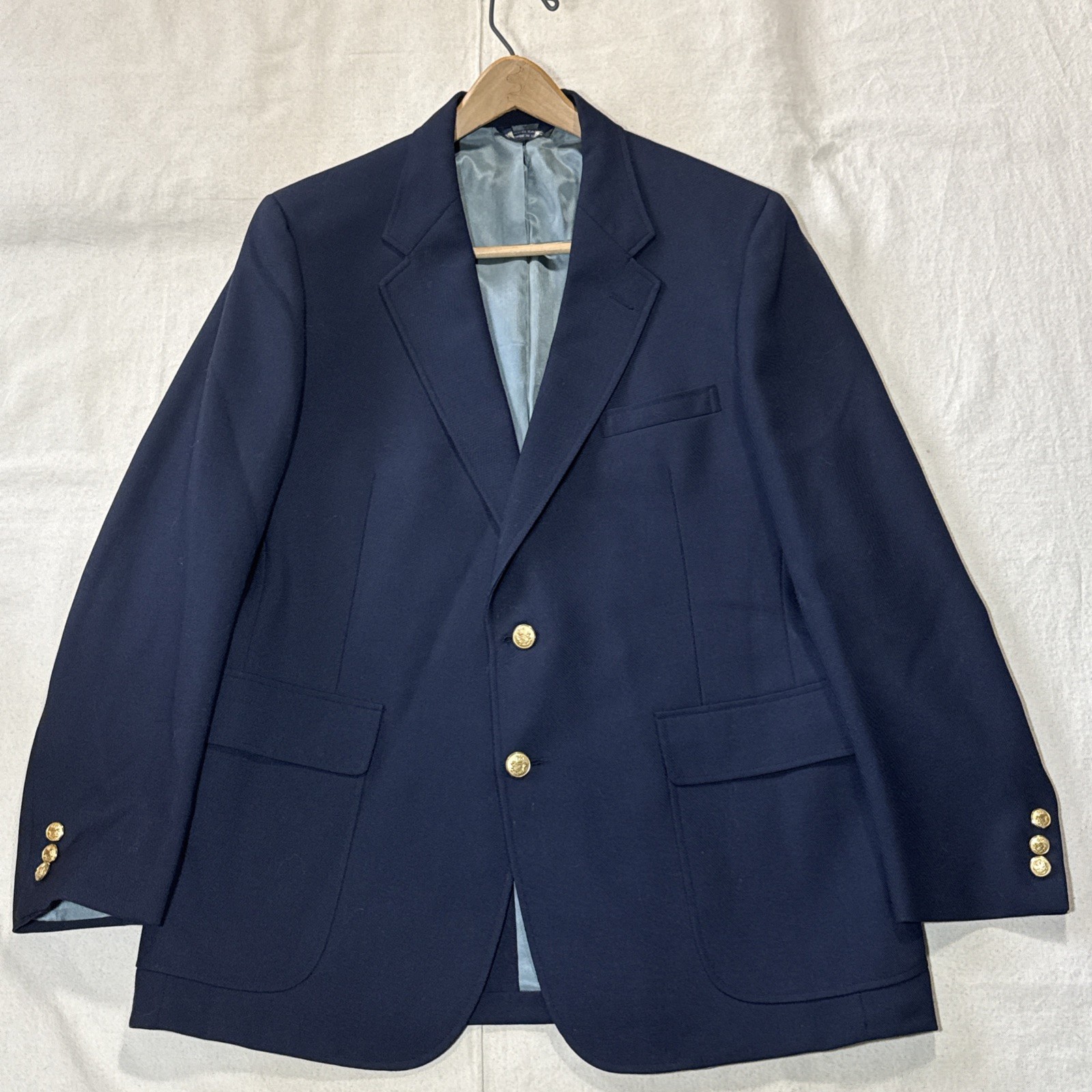 Vtg Cricketeer Men’s Gold Button Ivy Sport Coat Blazer Sz 44R  Navy Blue