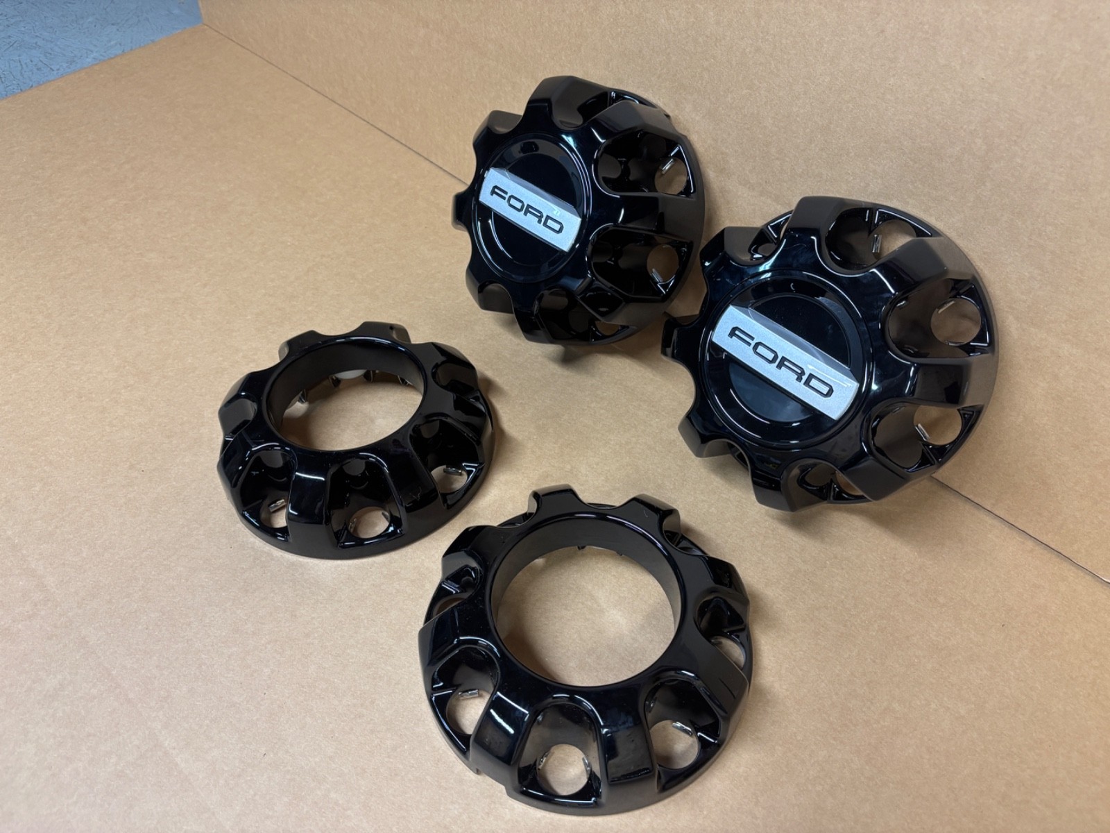 NEW OEM 19-26 Ford F-250 F-350 SD Gloss Black 8 Lug Center Cap SET 4 8 3/8