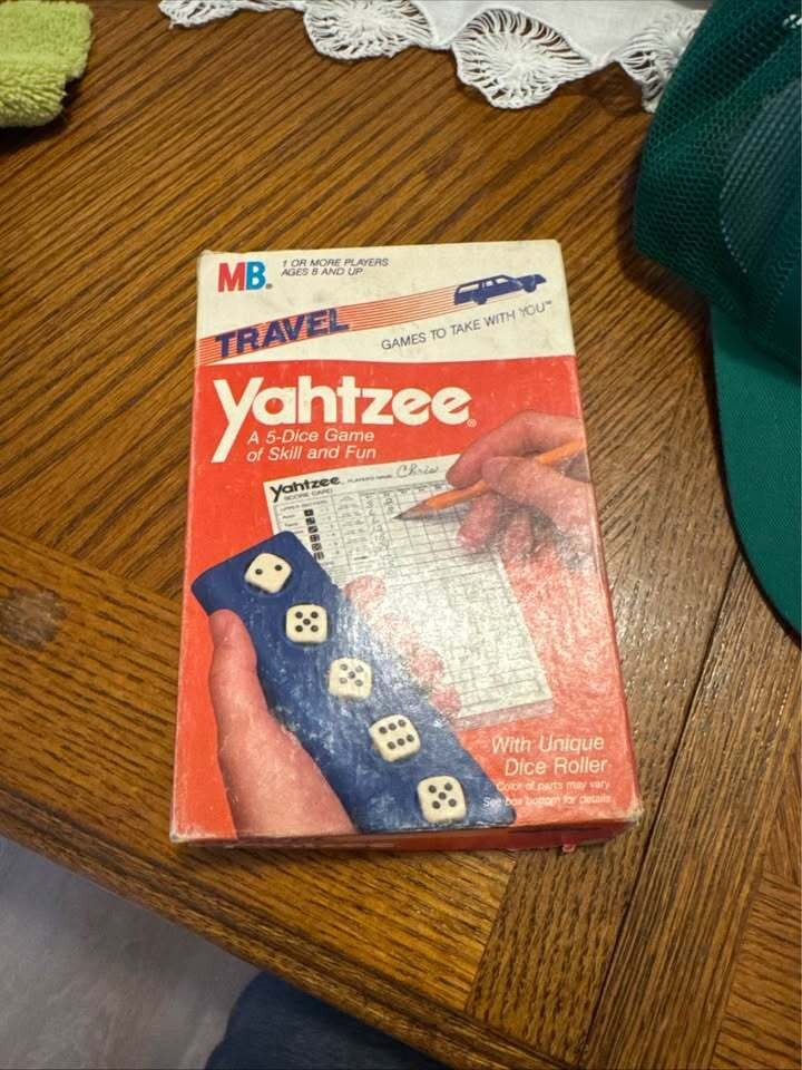 Vintage 1984 Travel Yahtzee Game Vintage 1984 Travel Yahtzee Game