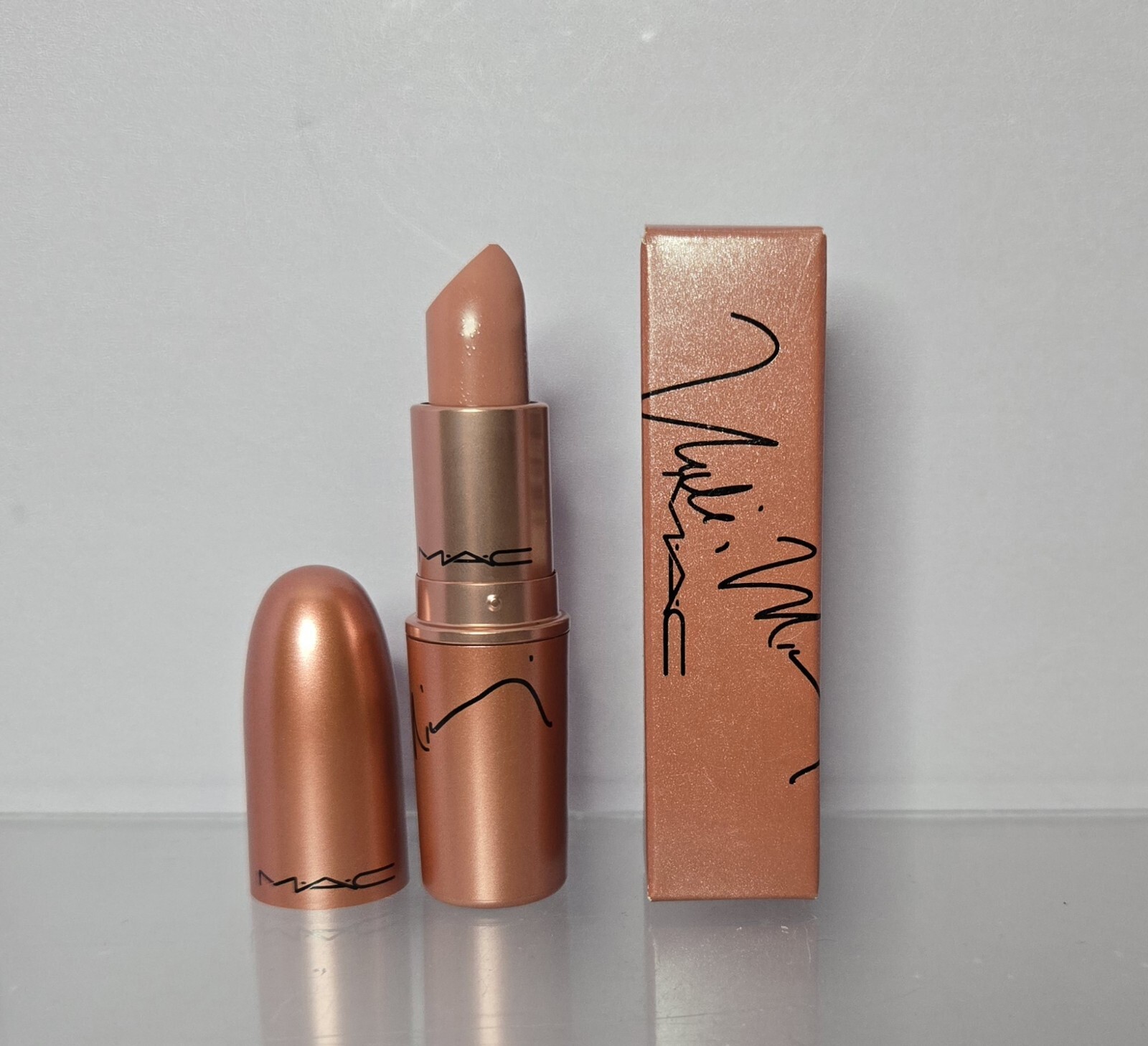 MAC Amplified Creme Lipstick Nicki Minaj in Nicki's Nude - New in Box - RARE MAC Amplified Creme Lipstick Nicki Minaj in Nicki's Nude - New in Box - RARE