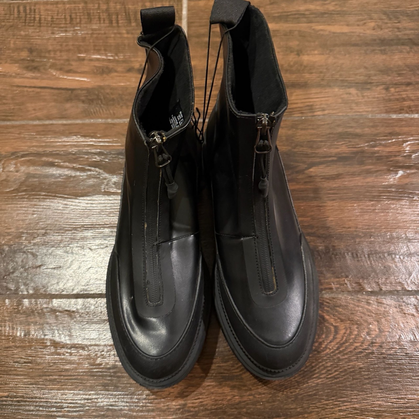 H&M Black Front Zip Lug Sole Ankle Boots Size 9.5