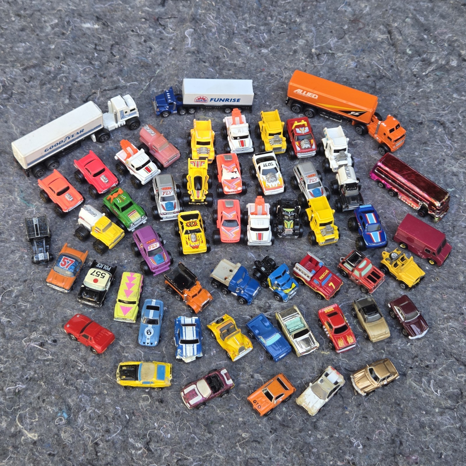 Micro Machines Galoob Mixed Lot Vintage Car Truck Muscle Tow Truck Semi Trailer 