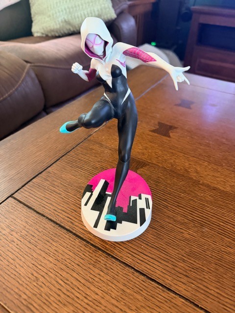 Kotobukiya Spider-Gwen Bishoujo Figure - Used, no box