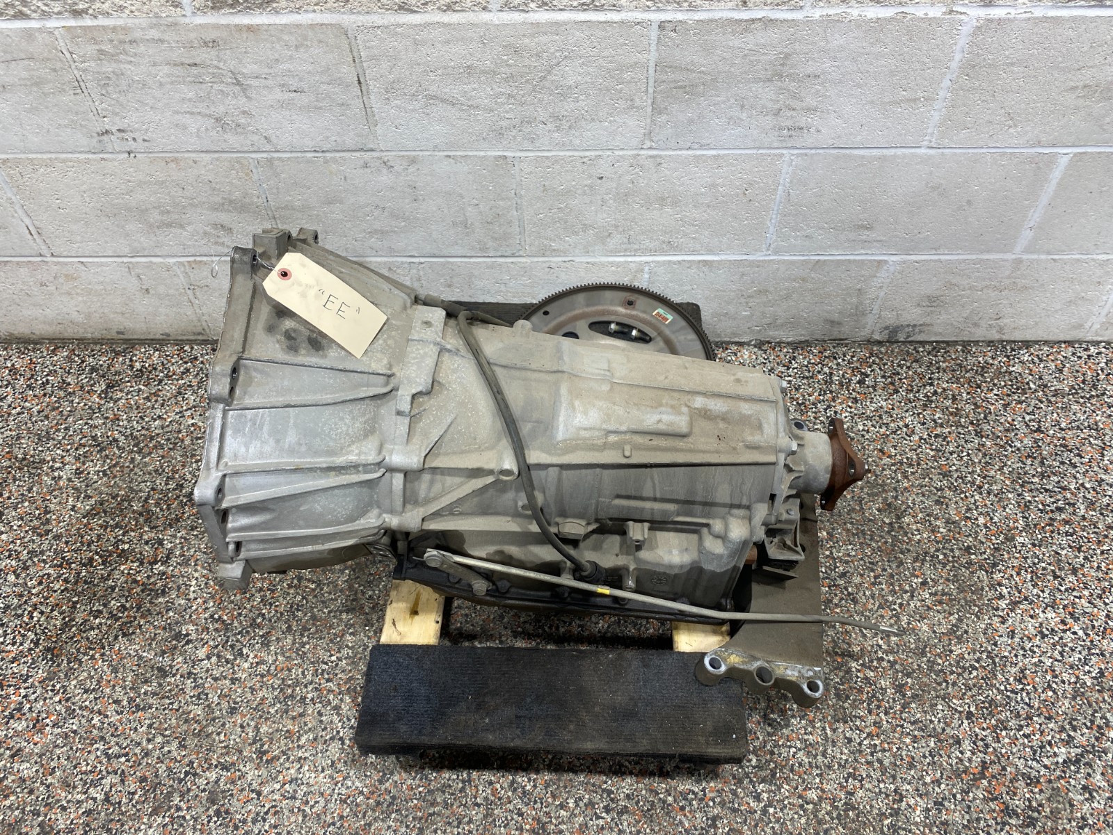 2011 CAMARO SS OEM 6L80E AUTOMATIC TRANSMISSION ASSEMBLY WITH CONVERTER USED