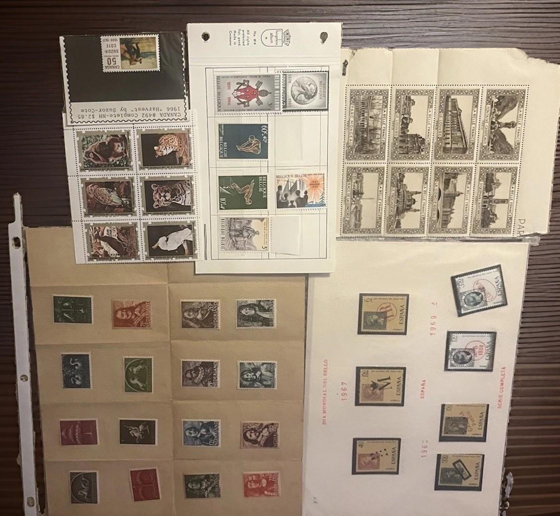 VTG WORLDWIDE 1940s-2000s COLLECTION OF BLOCKS & SHEETS STAMPS MNH IN A BINDER