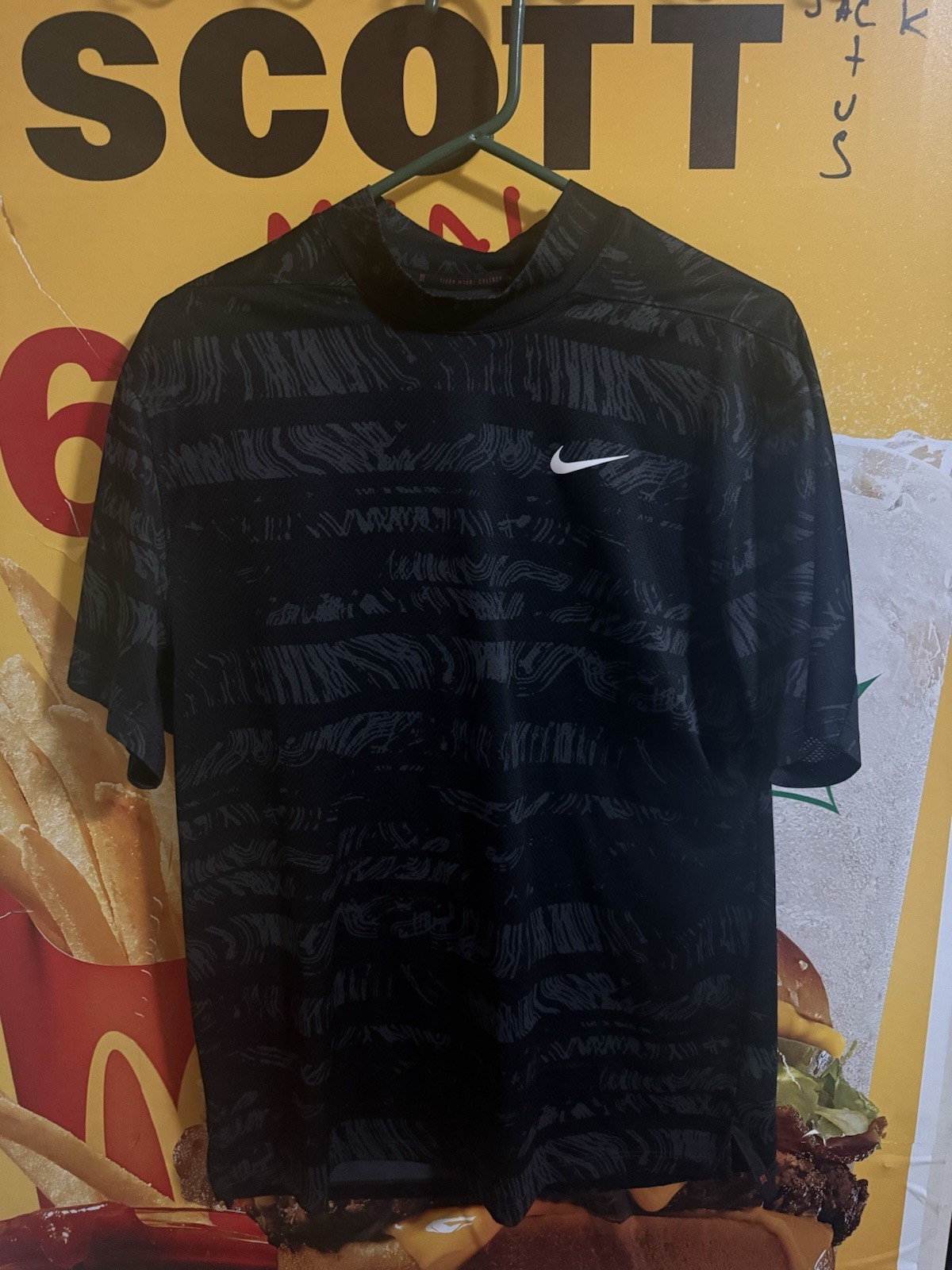 Nike Tiger Woods Dri Fit ADV Mock Polo Black Grey Design Wave Medium M Nike Tiger Woods Dri Fit ADV Mock Polo Black Grey Design Wave Medium M