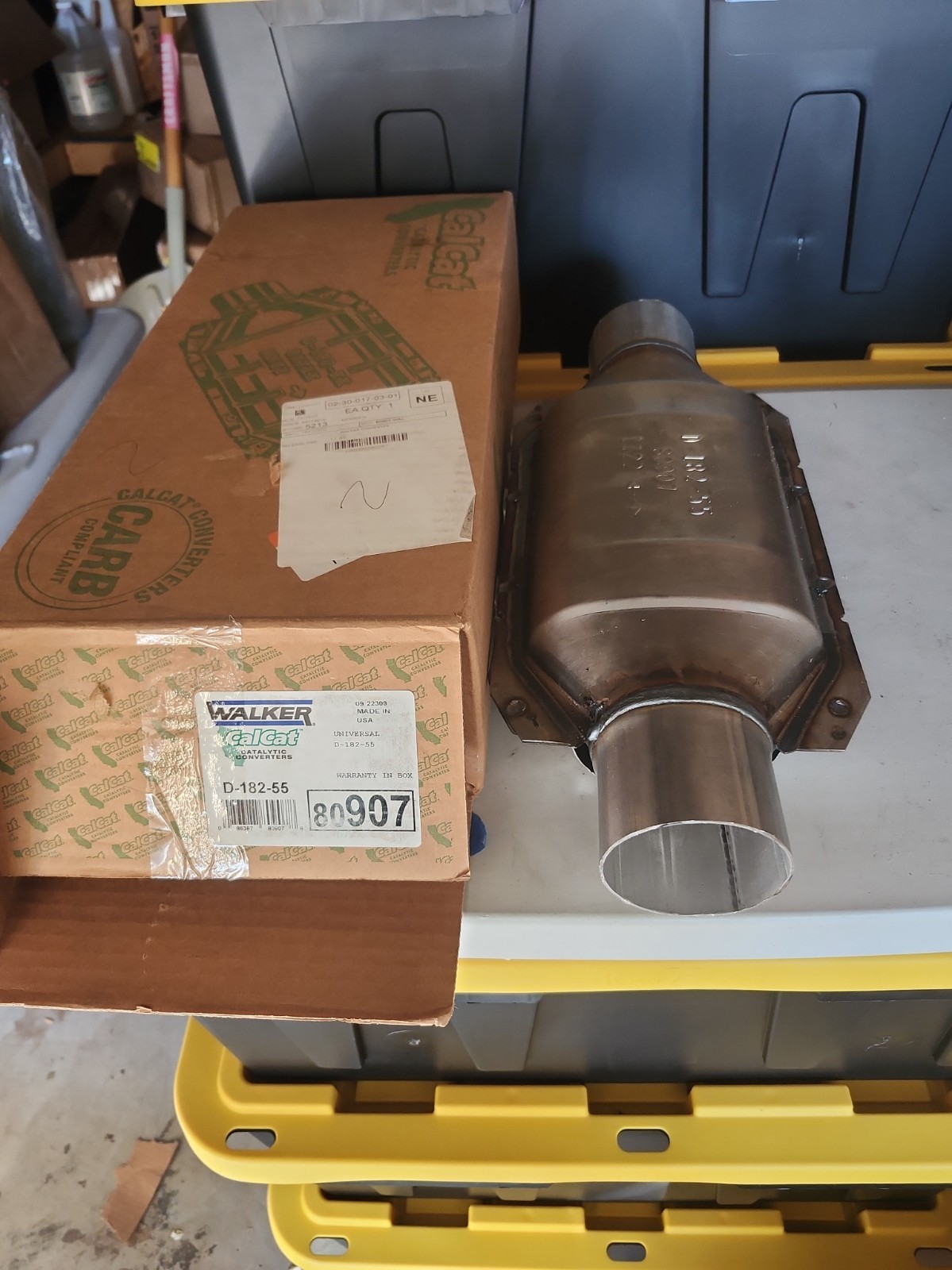 Walker CalCat 80907 Catalytic Converter for Chevy C1500 – 3\