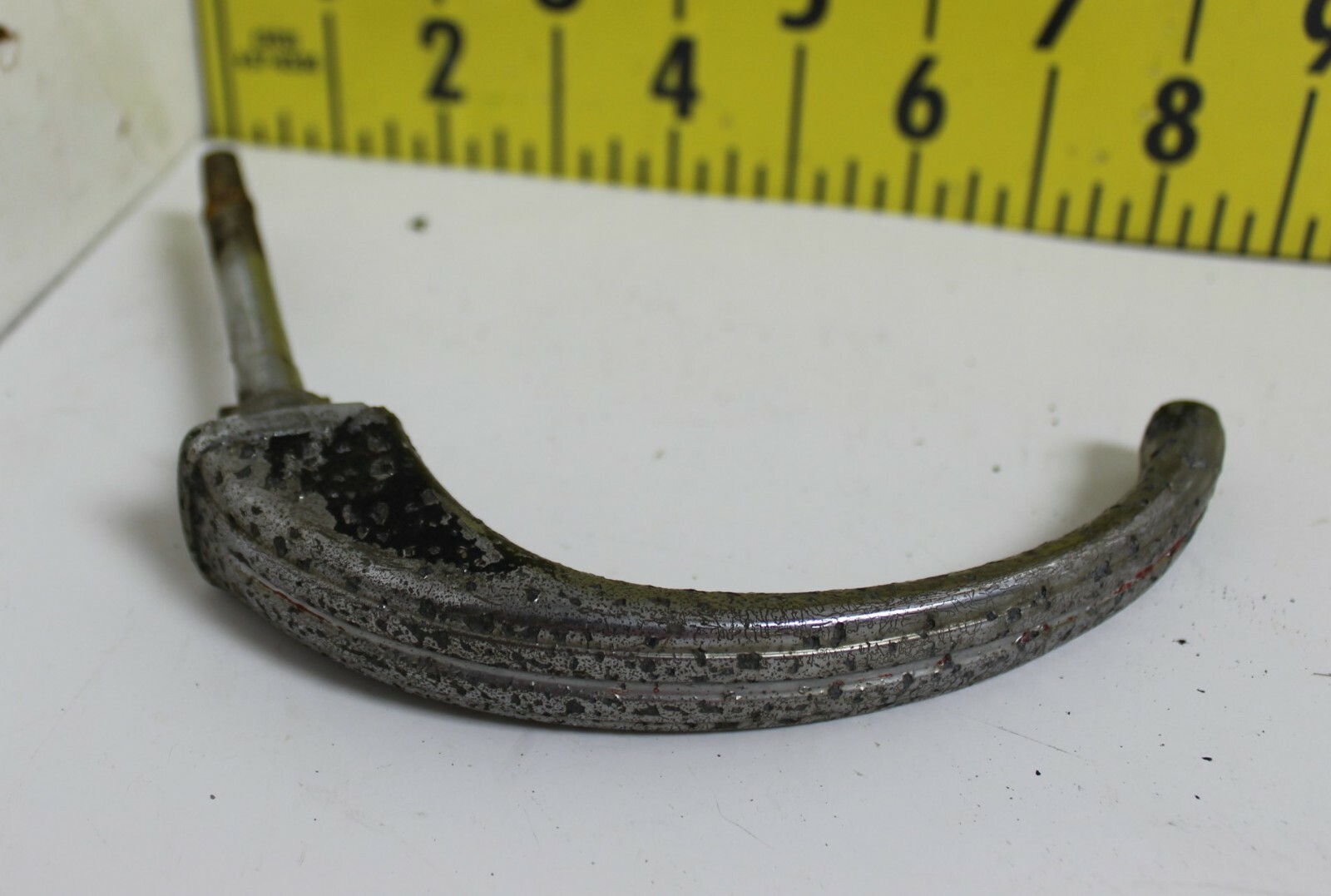 Used GM OEM Door Handle RH or LH 1877603 1941-48 Chevrolet Buick (652) Used GM OEM Door Handle RH or LH 1877603 1941-48 Chevrolet Buick (652)