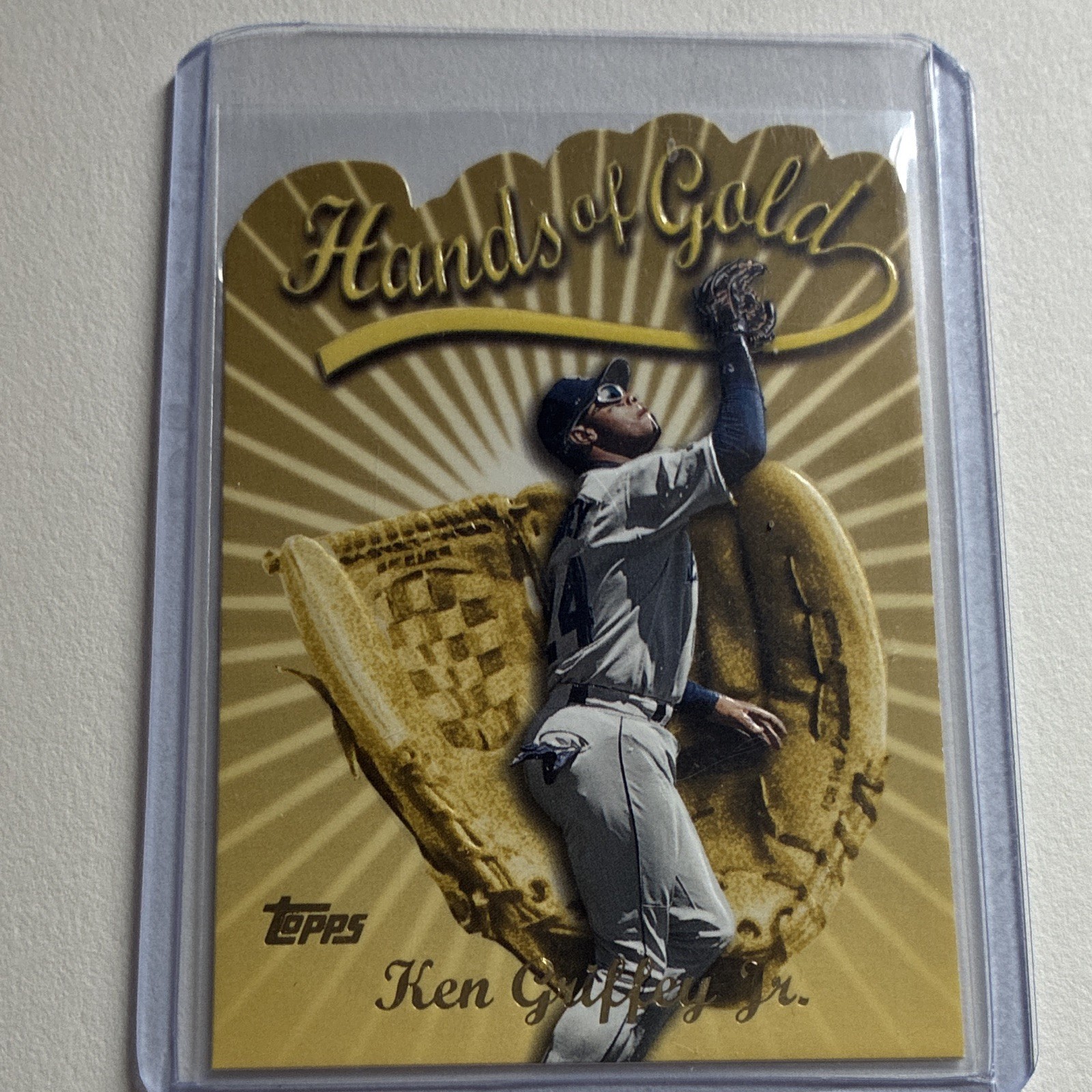 Topps 1999 Topps Hands of Gold HG3 Ken Griffey Jr Seattle Mariners Insert Topps 1999 Topps Hands of Gold HG3 Ken Griffey Jr Seattle Mariners Insert