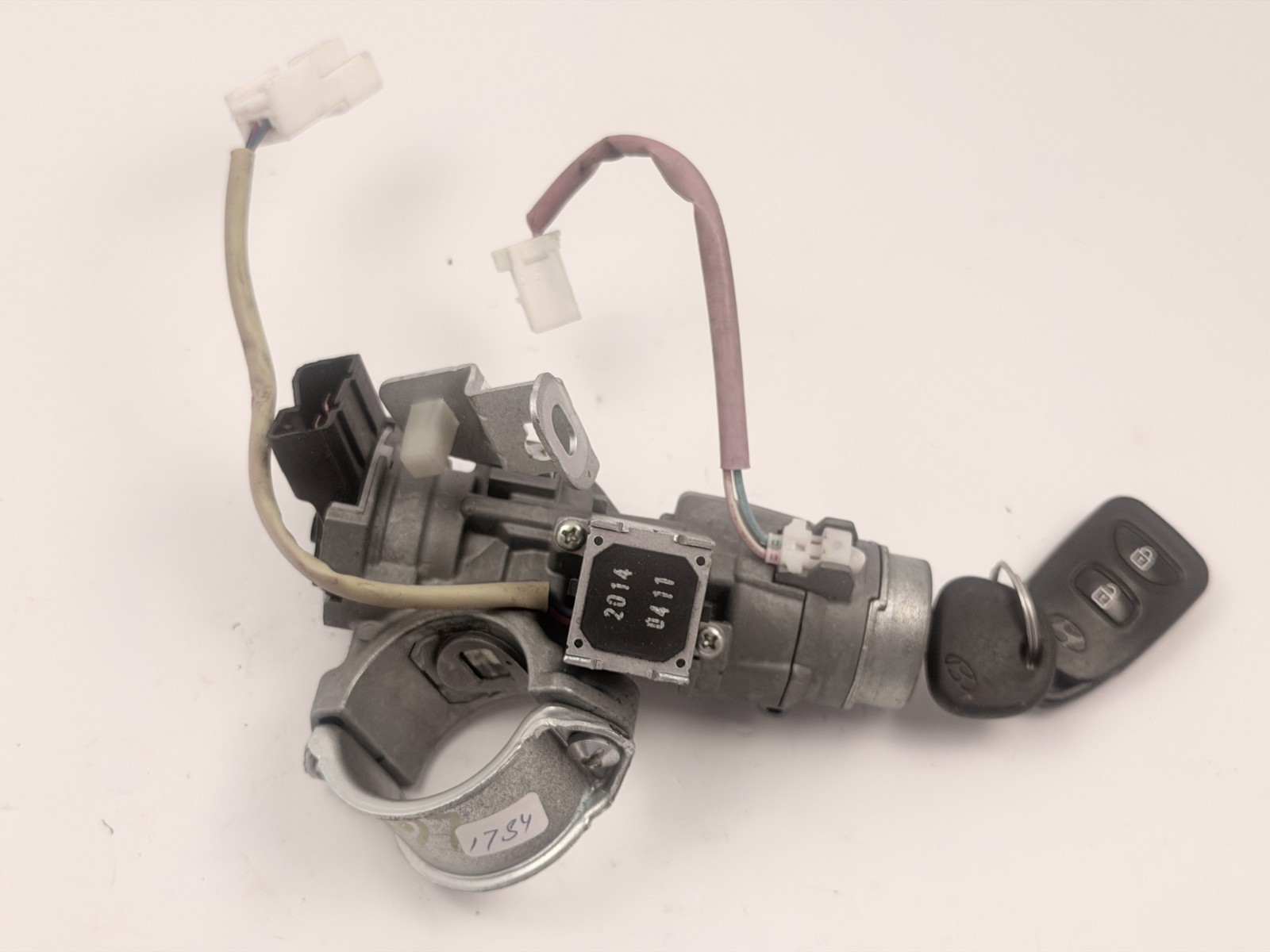 2014-2015 HYUNDAI TUCSON IGNITION SWITCH LOCK CYLINDER W/ KEY OEM