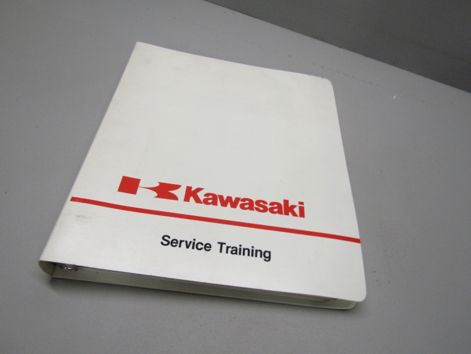 GENUINE KAWASAKI SERVICE TRAINING MANUALS IN A BINDER
