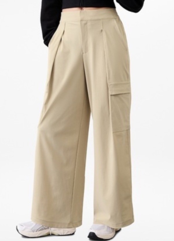 NEW Athleta Pinnacle Wide-Leg Cargo High-Rise Trousers 10 Tall Tan Lightweight 