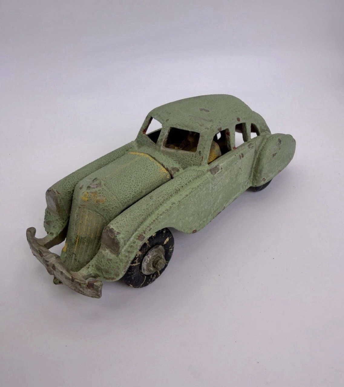 Vintage 1930s Slush Cast Chrysler Airflow Sedan Toy Car Metal 7\