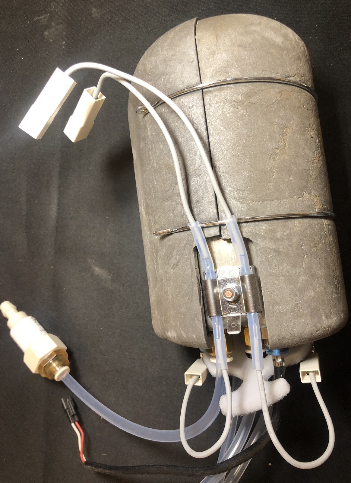 1558413 Franke Foodservice Coffee Brew Boiler Assembly 230V 2.5K Genuine OEM 1558413 Franke Foodservice Coffee Brew Boiler Assembly 230V 2.5K Genuine OEM