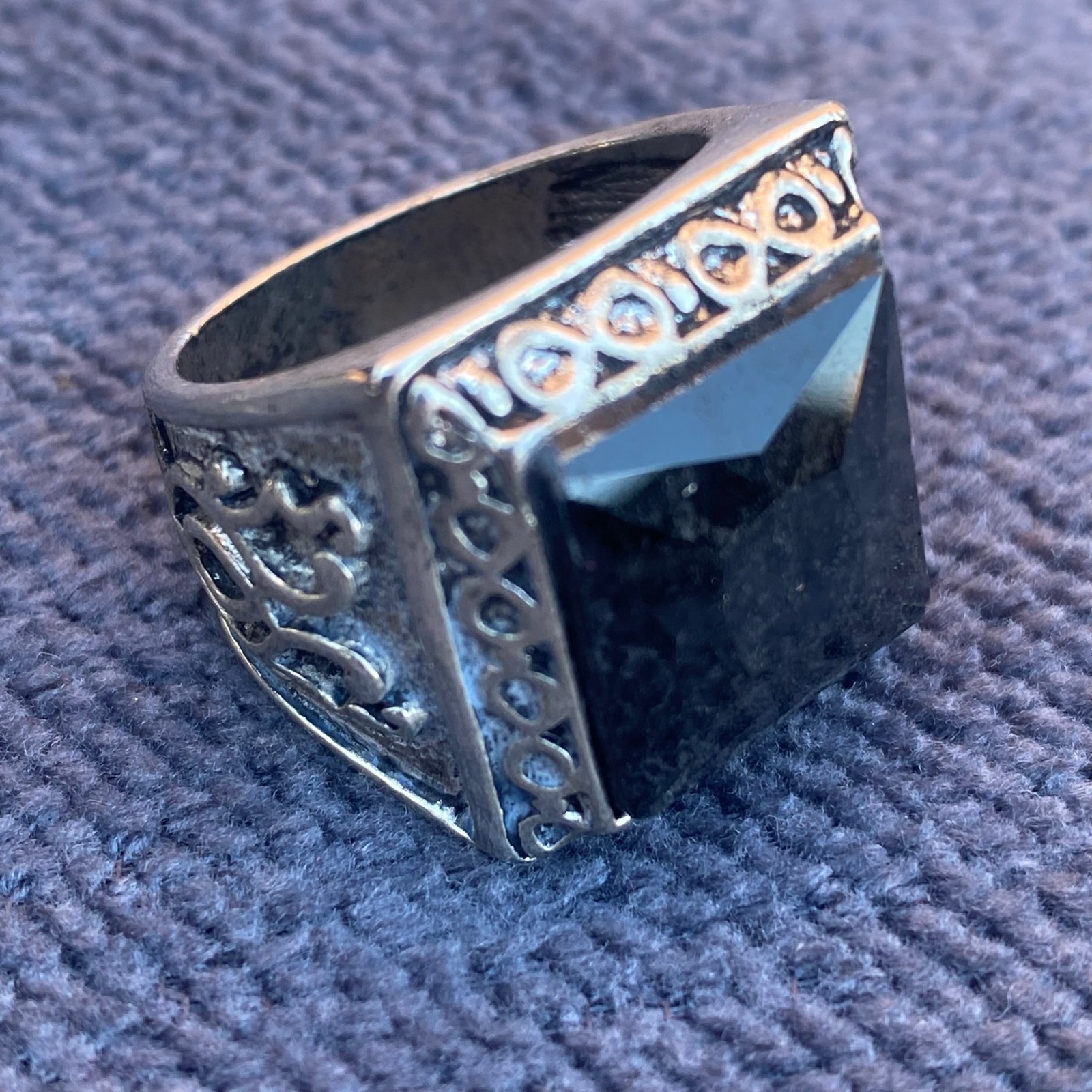 RARE ANCIENT ROMAN ERA BRONZE RING ENGRAVED STUNNING ARTIFACT