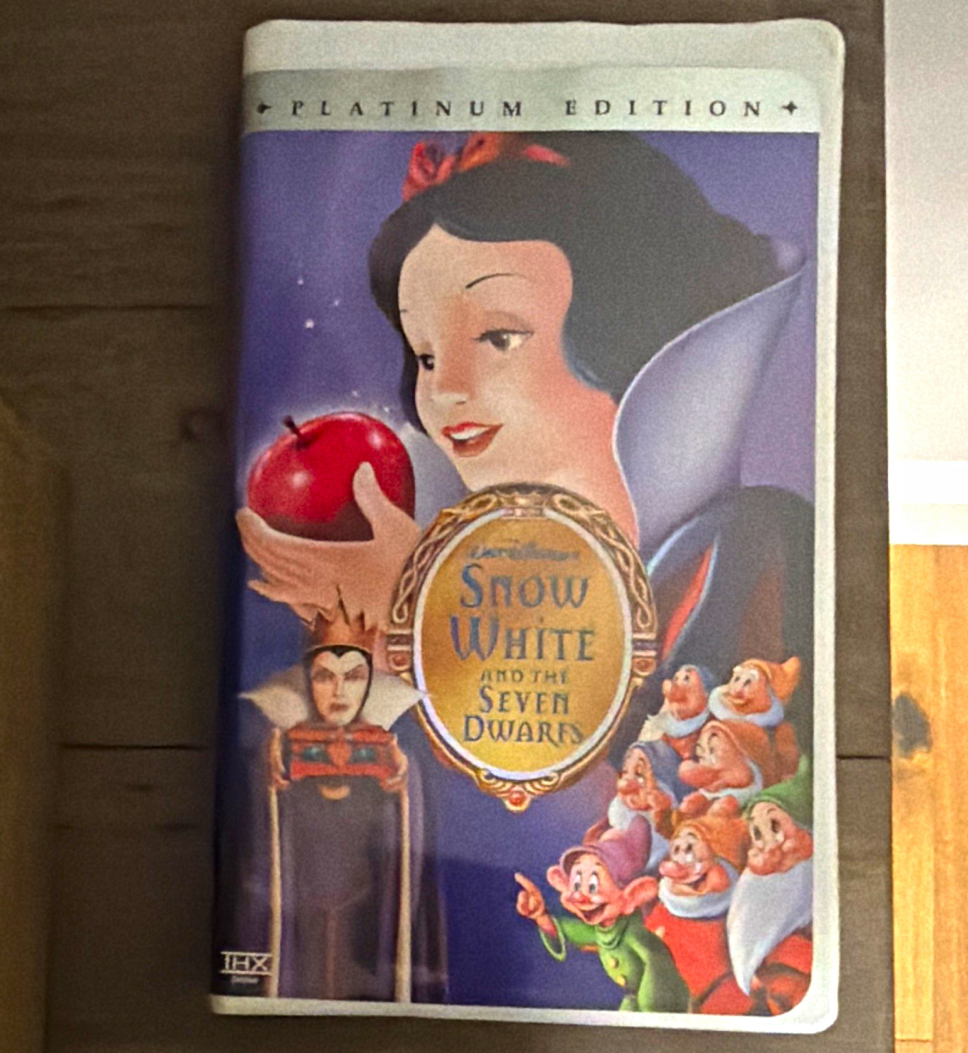 Walt Disney Home Video Snow White Seven Dwarfs VHS Platinum NTSC THX G 1937