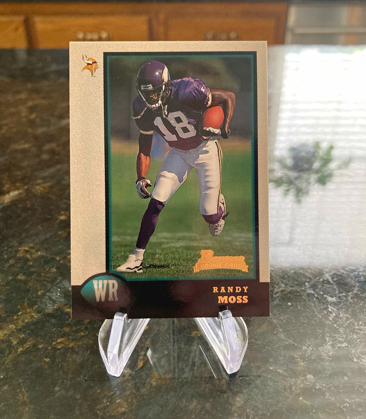 1998 Bowman Randy Moss Rookie RC #182 Minnesota Vikings Base Set HOF NM-MT 1998 Bowman Randy Moss Rookie RC #182 Minnesota Vikings Base Set HOF NM-MT