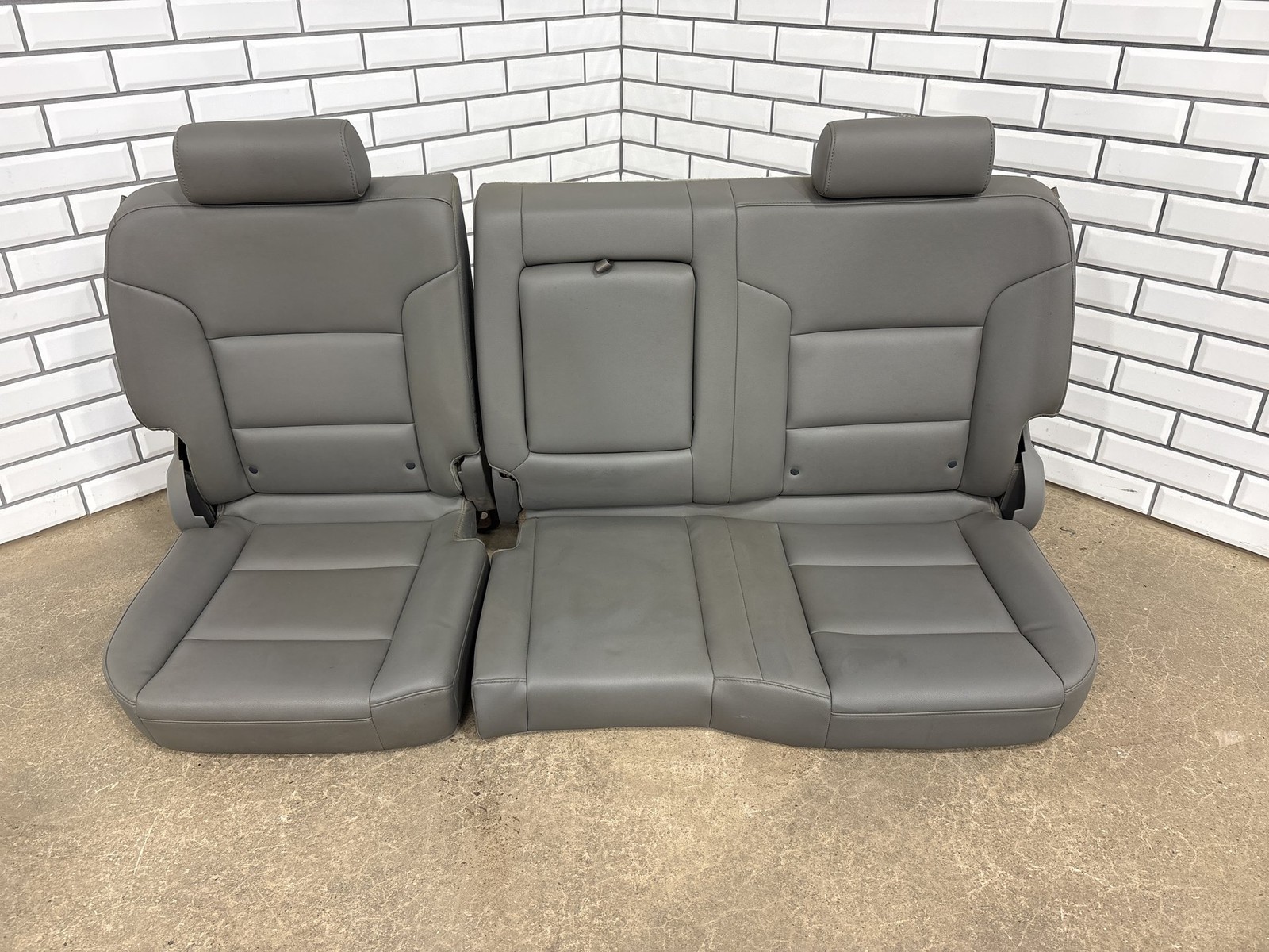 15-19 Chevy Silverado GMC Sierra 2500HD 3500HD Crew Cab Rear Seat 60/40 Gray