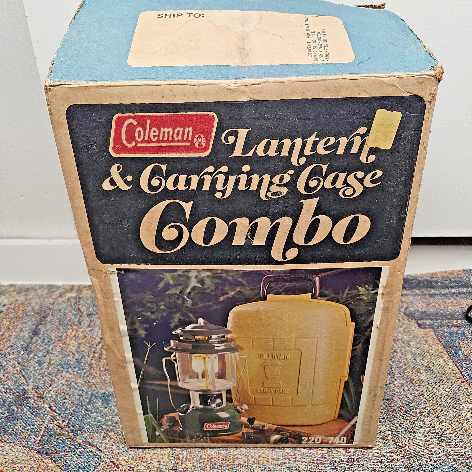 Vintage 1977 Coleman Model 220J Camping Lantern & Carrying Case Combo Pristine