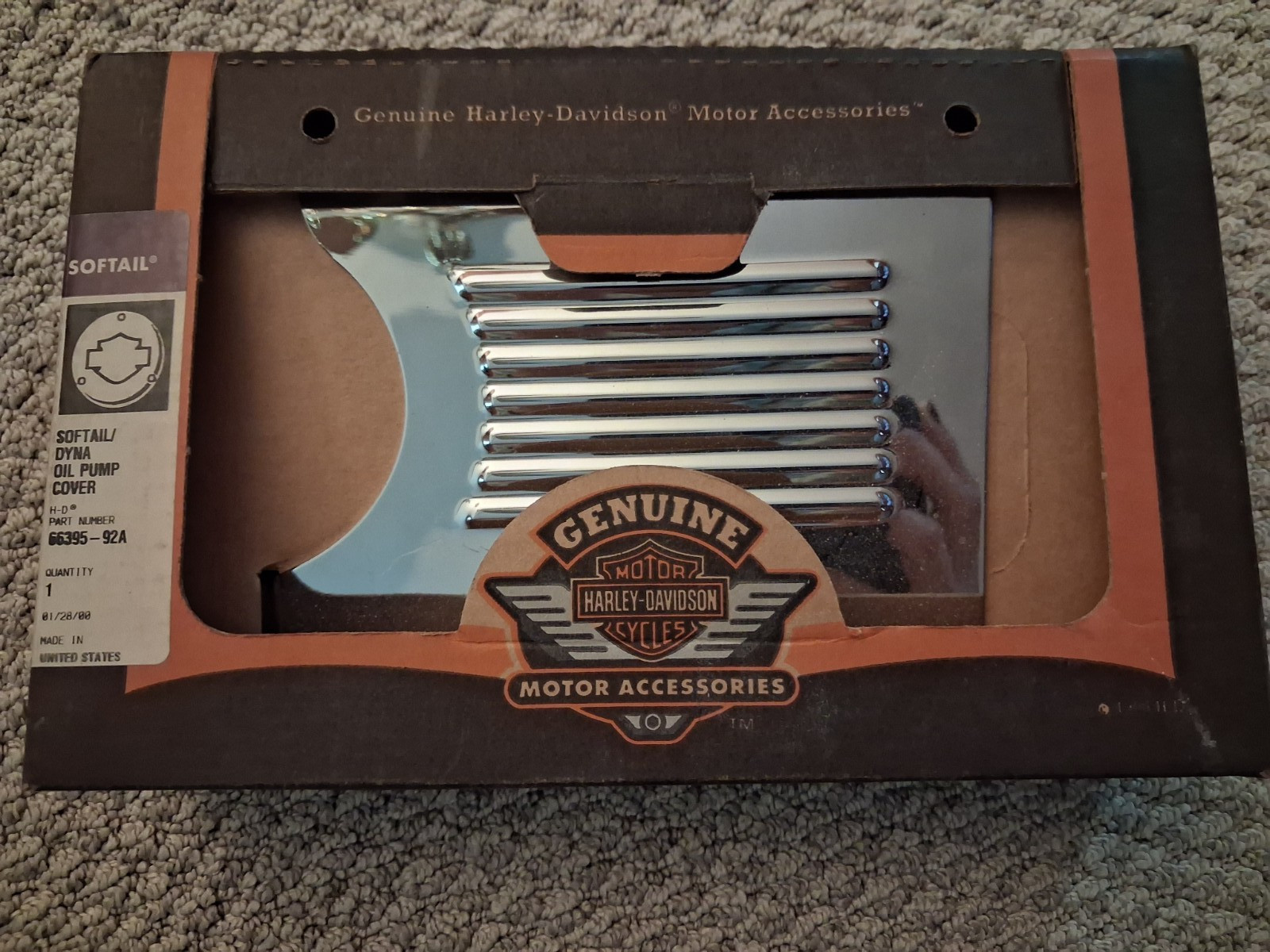 vintage harley Davidson softail and dyna oil pump cover (new in box)